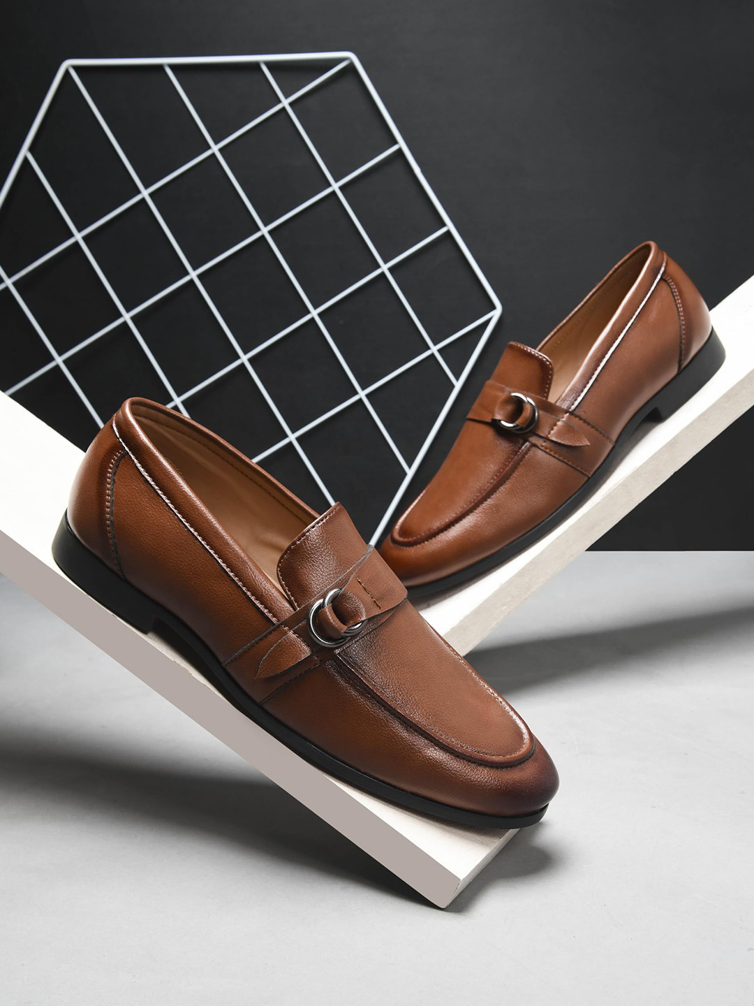 WAVE WALKER Punch Men Arch Support Lightweight Loafers