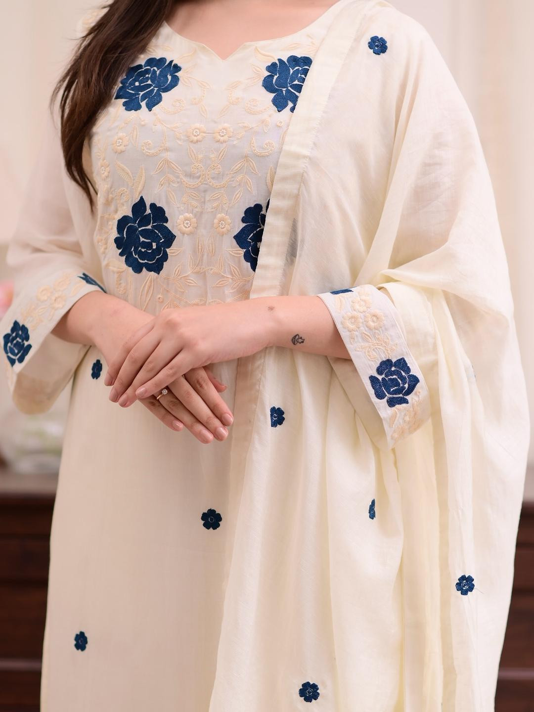 Puebell Women Cream Kurta Sets