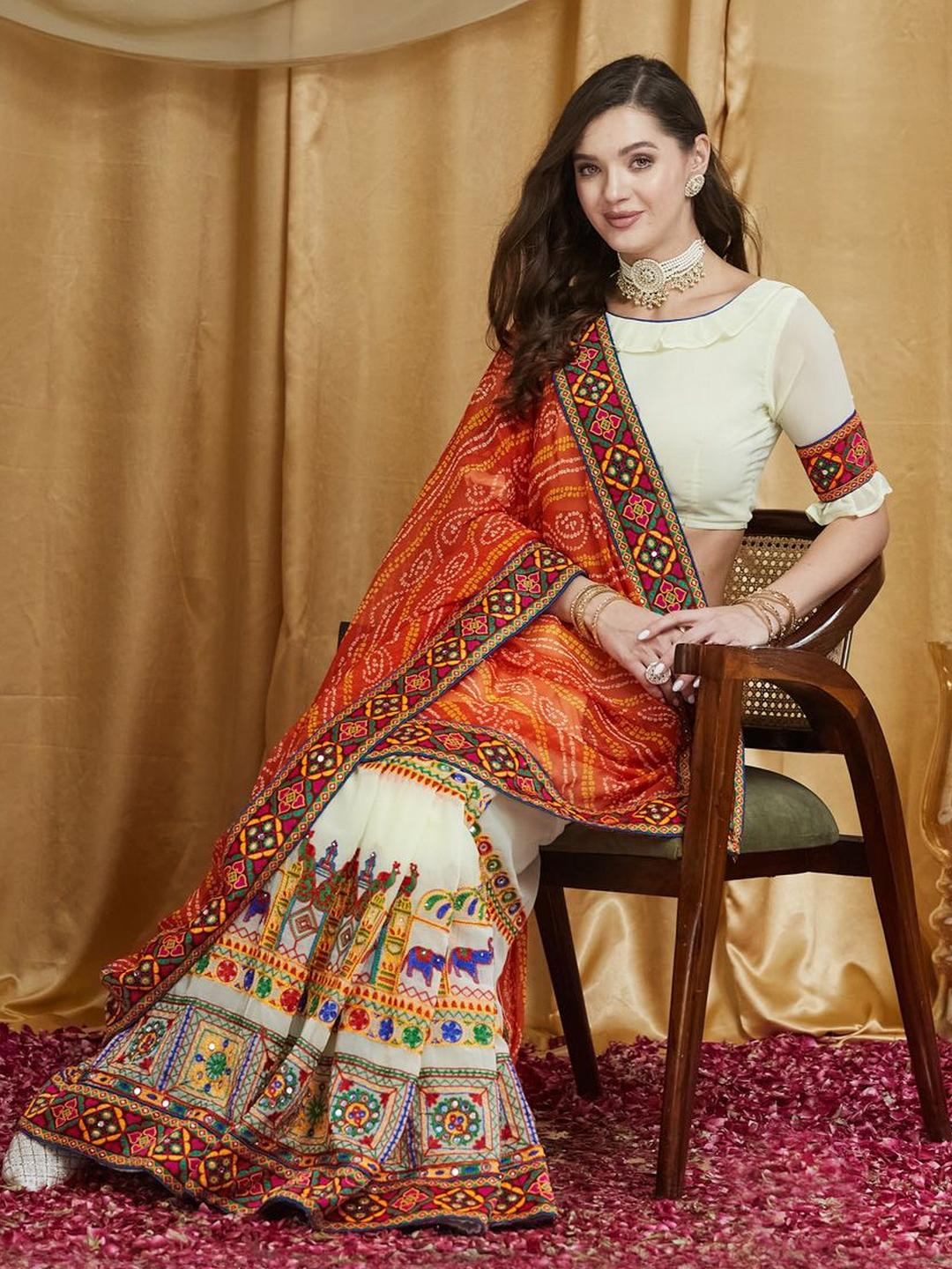 RAJGRANTH Ethnic Motifs Embroidered Georgette Saree With Kutchi Embroidery