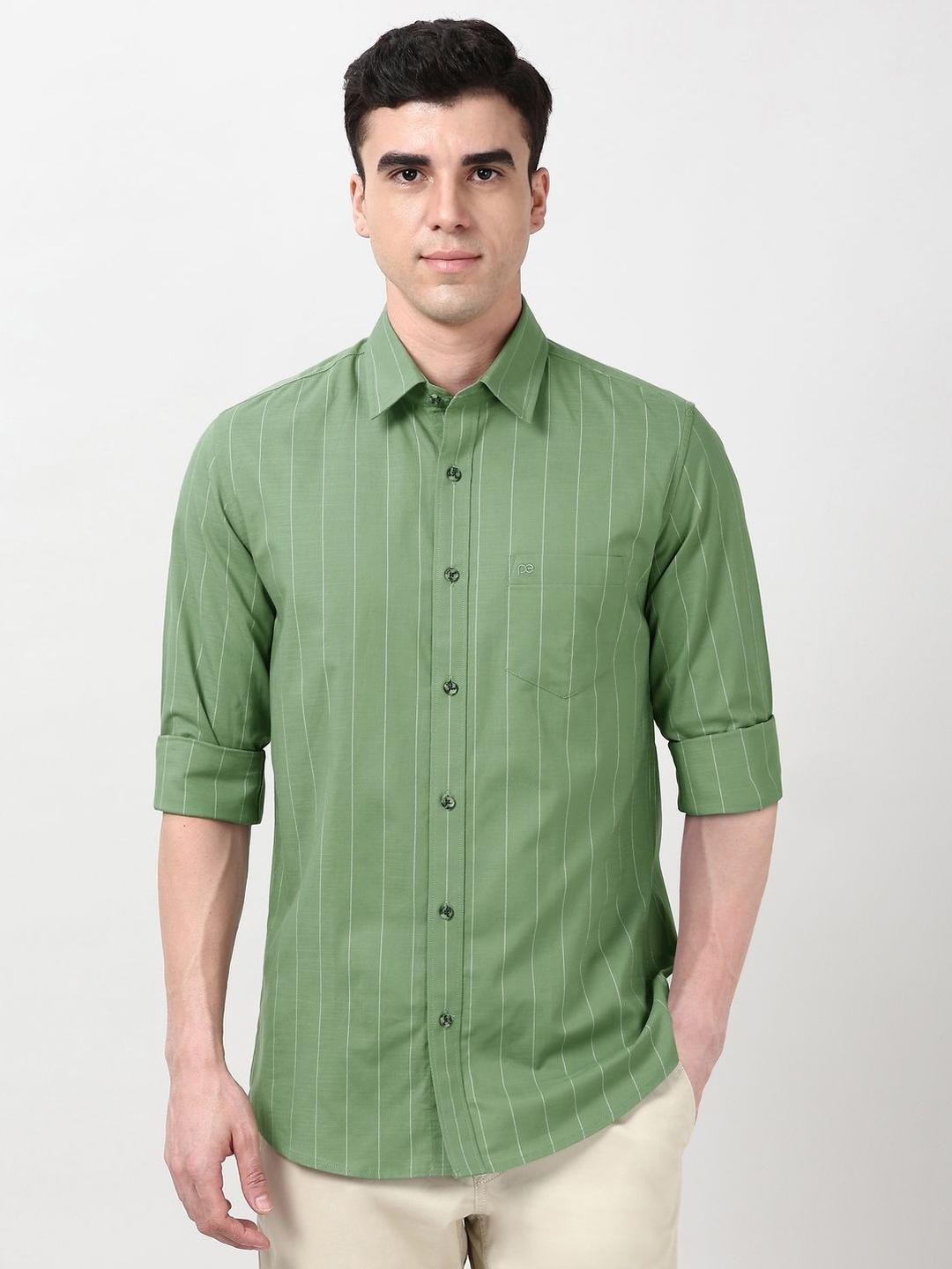 Peter England Casuals Slim Fit Grid Tattersall Striped Spread Collar Pure Cotton Shirt