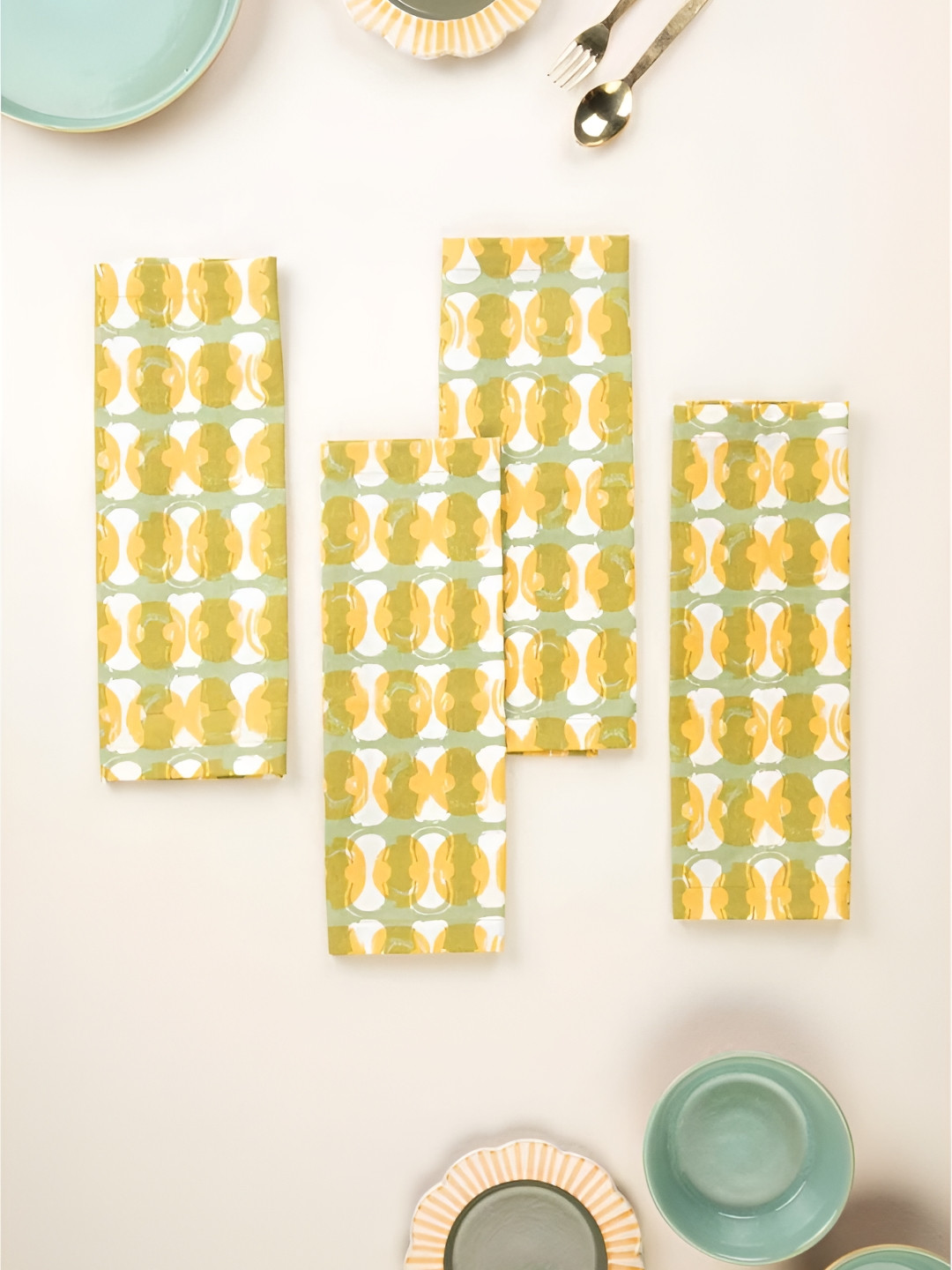 FREEDOM TREE 4-Pcs Yellow & White Printed Pure Cotton Dinner Table Napkins