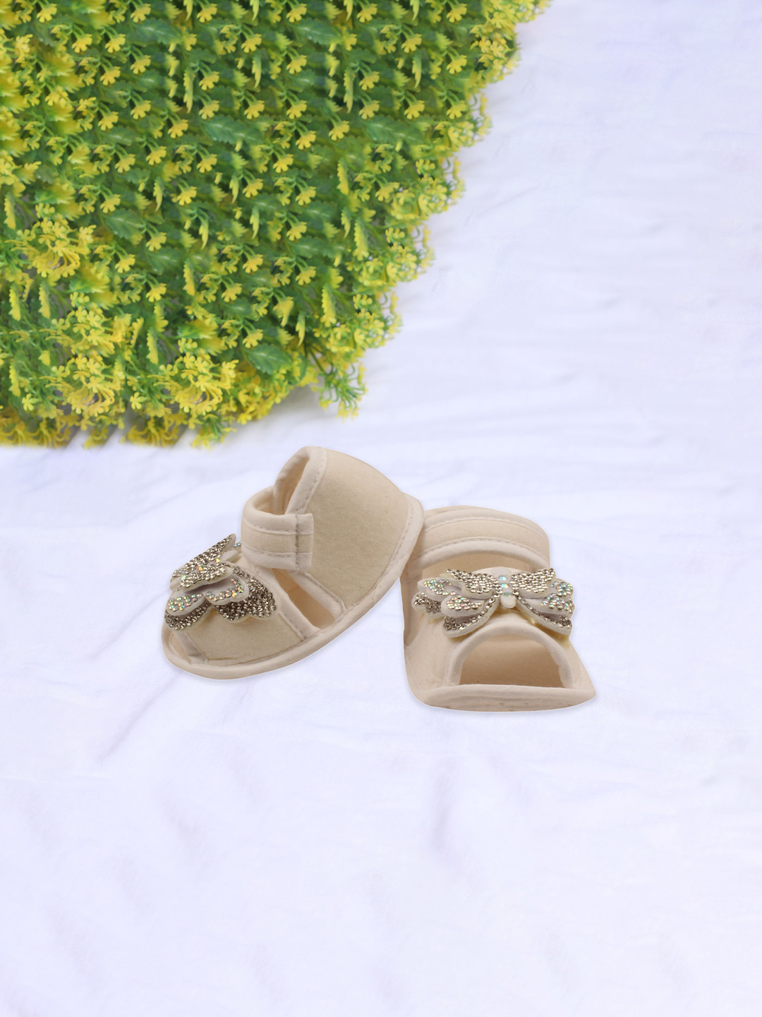 COCO CANDY Girls Butterfly Applique Detailed Velcro closure Booties