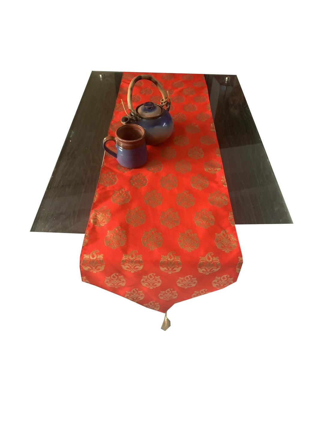 Pink Parrot Jacquard Table Runners