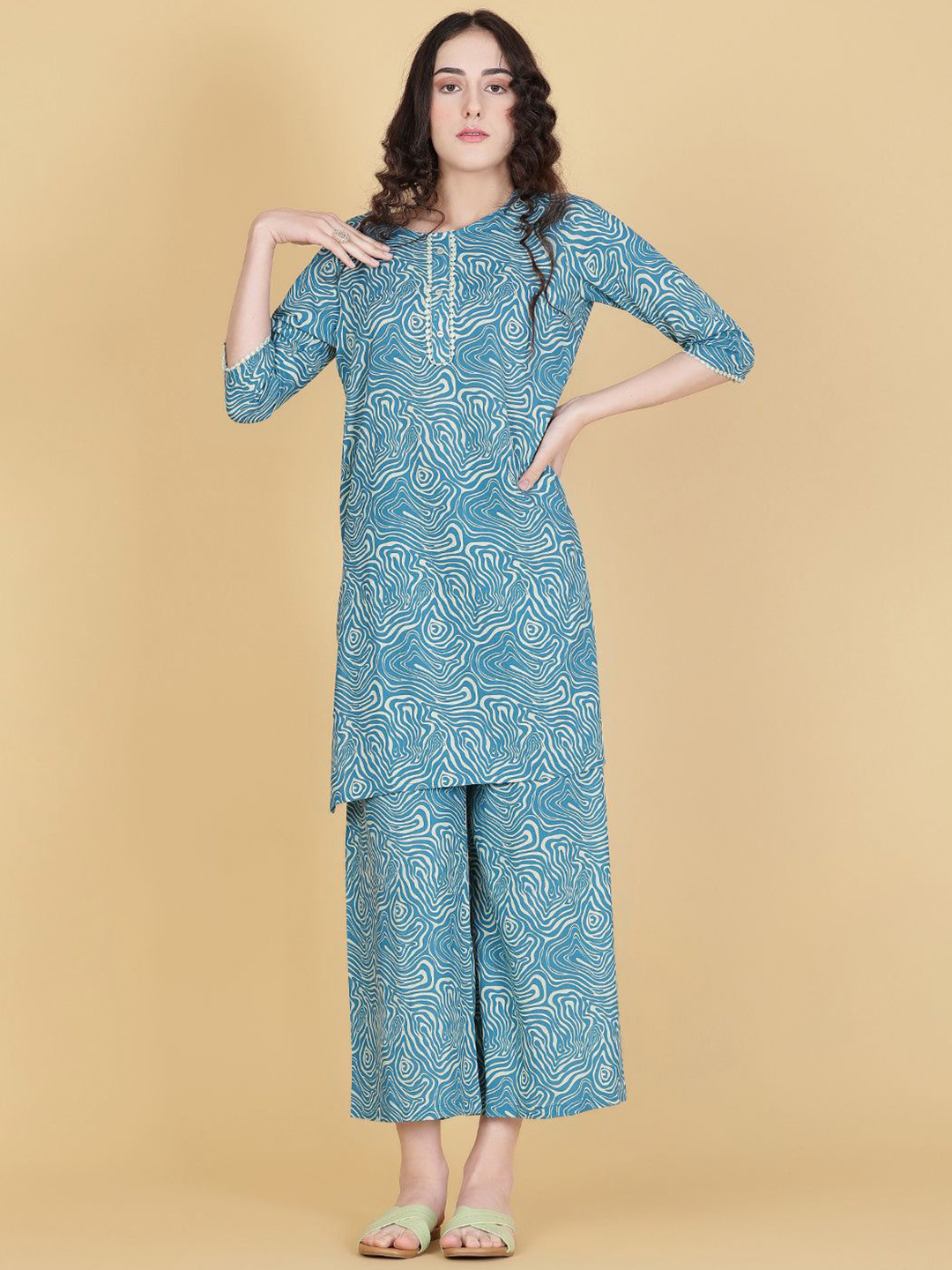V-Mart Printed Round-Neck Tunic With Palazzos Co-Ords