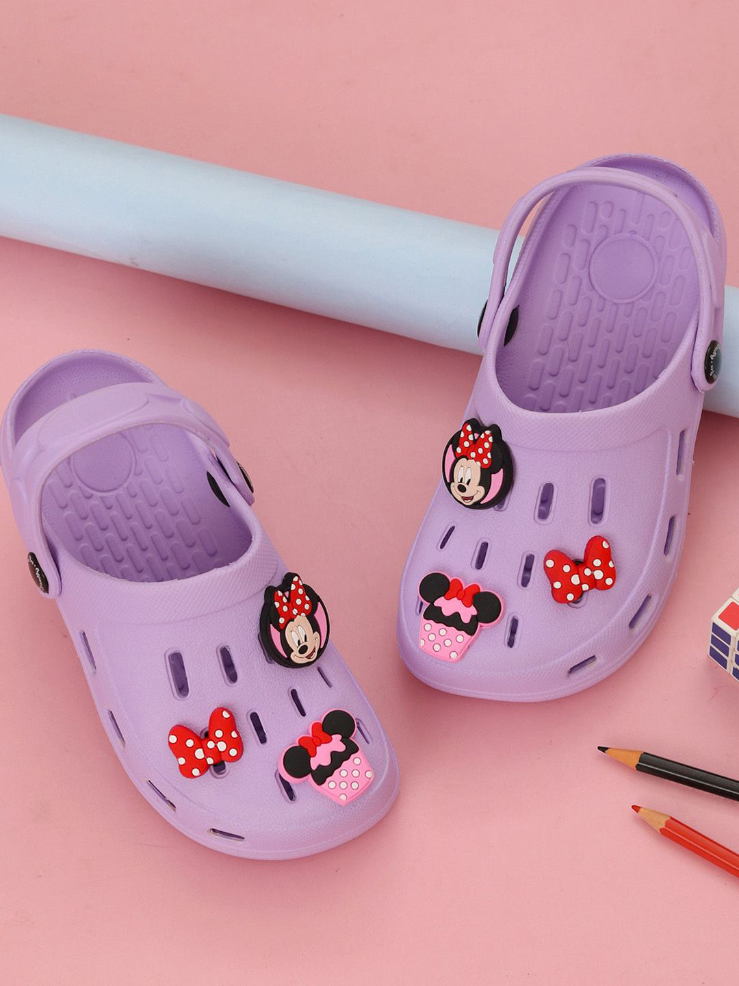 Disney By Yellow Bee Girls Minnie Mouse Applique Rubber Clogs