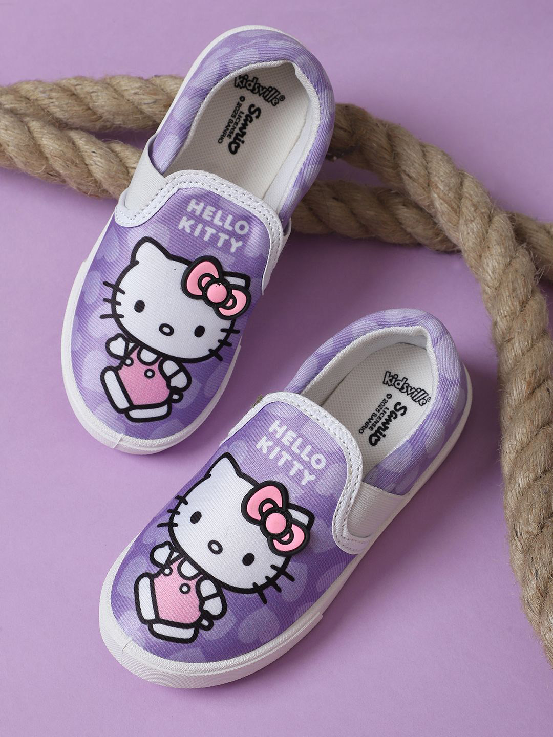 Kids Ville Girls Hello Kitty Printed Slip-On Round Toe Casual Shoes