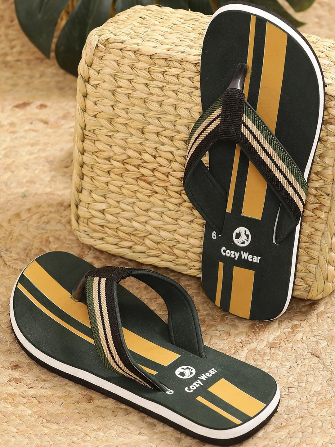 Cozy Wear Men Green Flip Flops
