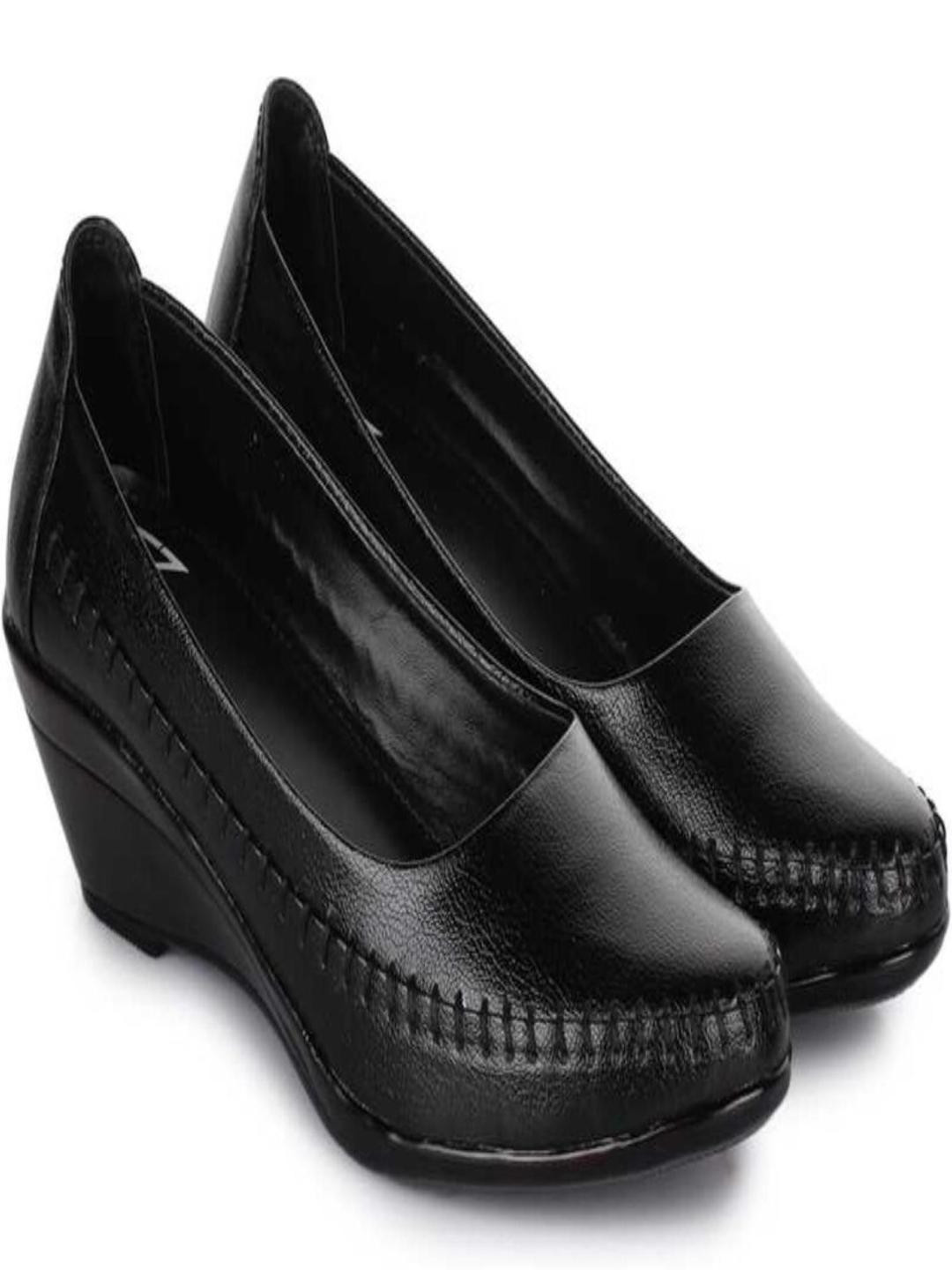 banuchi Women Black Synthetic High-Top Round Toe Slip-On Sneakers