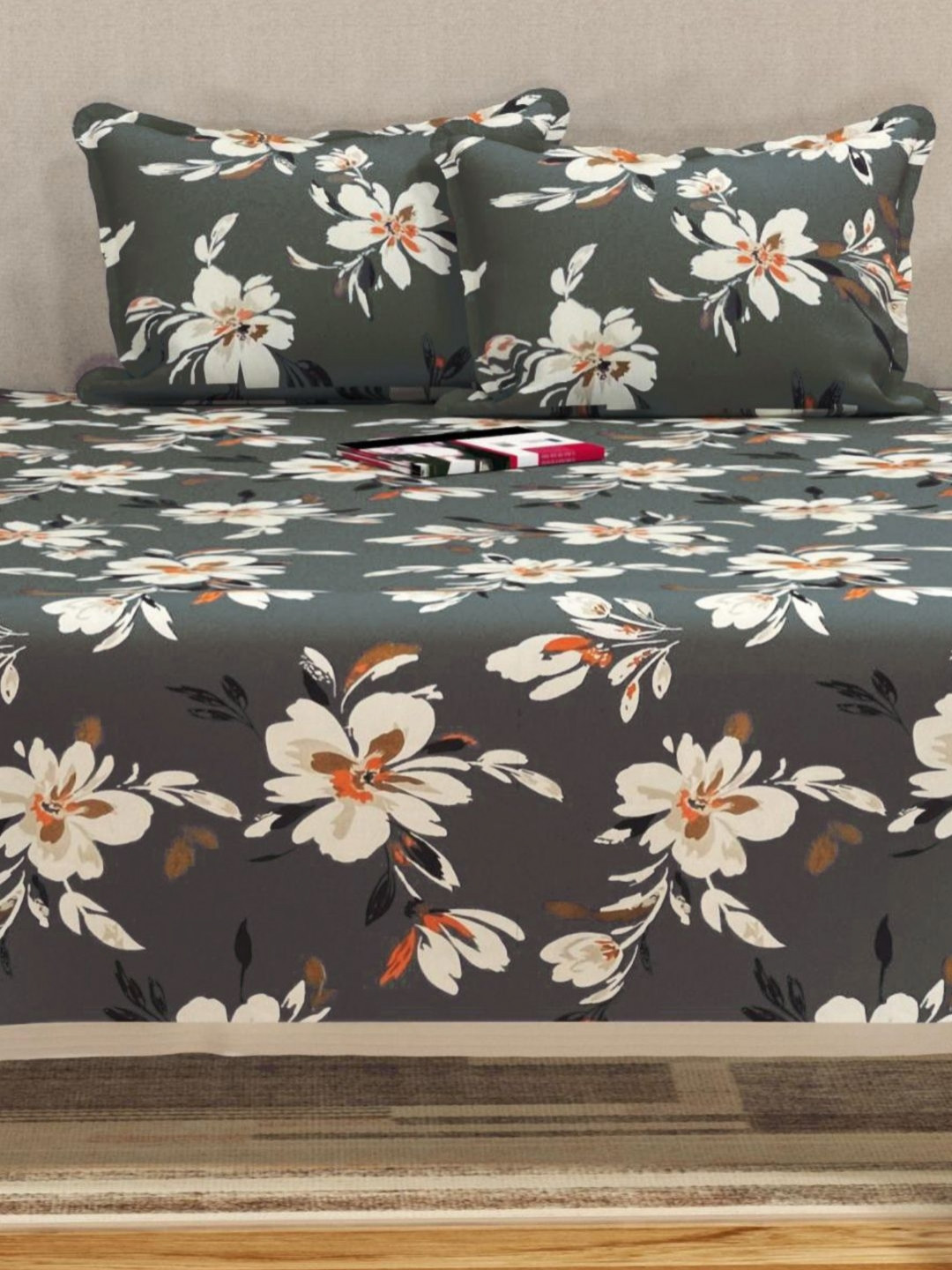 bsb home Beige & Grey Floral 210 TC Queen Bedsheet with 2 Pillow Covers 90 inch x 100 inch
