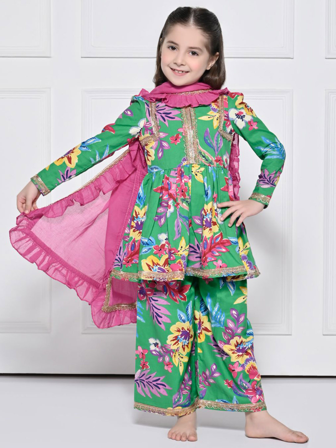 THE PONY & PEONY CO. Girls Green Floral Cotton Suit