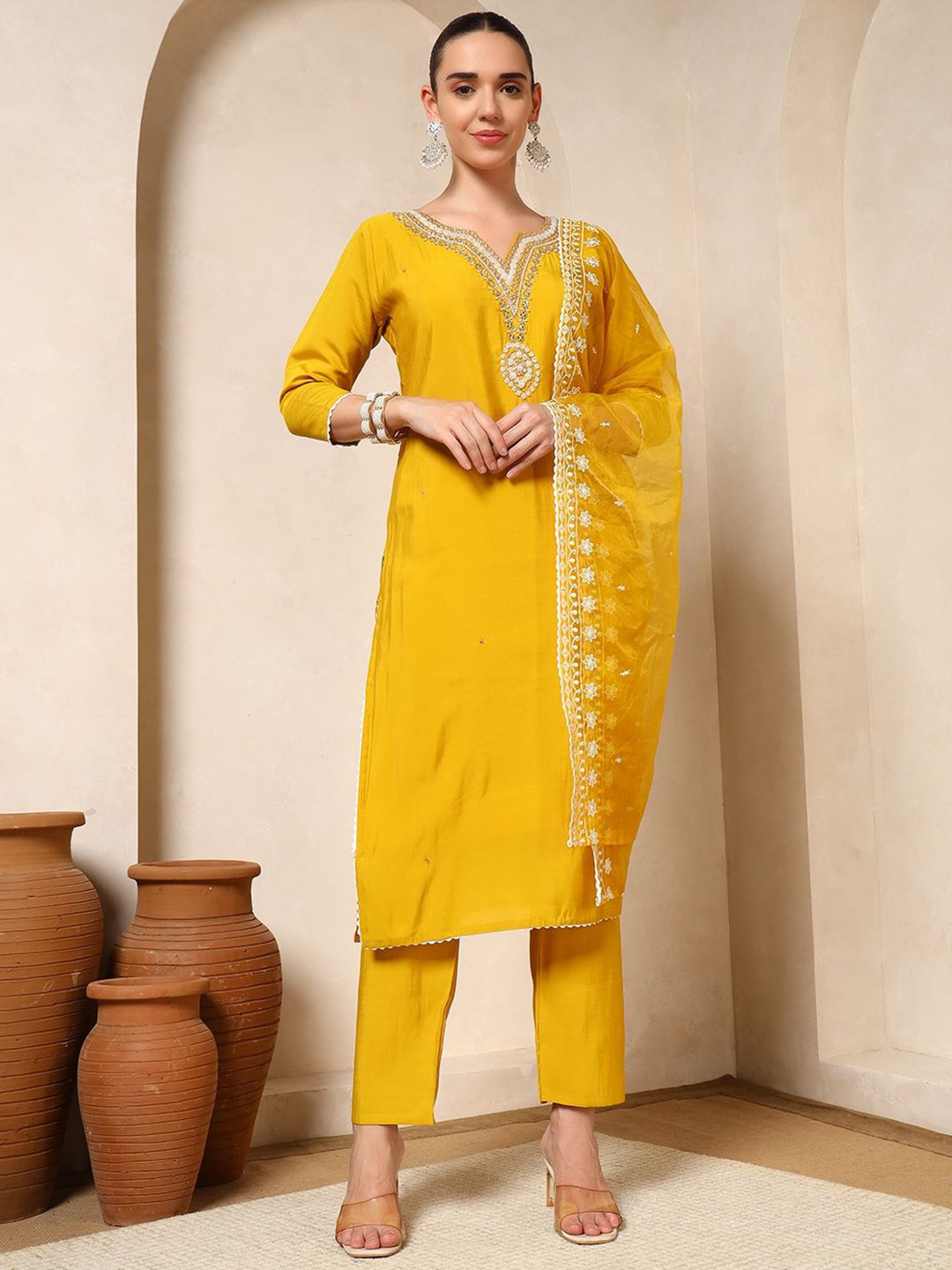 Spera Ethnic Motifs Embroidered Beads and Stones Kurta With Trousers & Dupatta