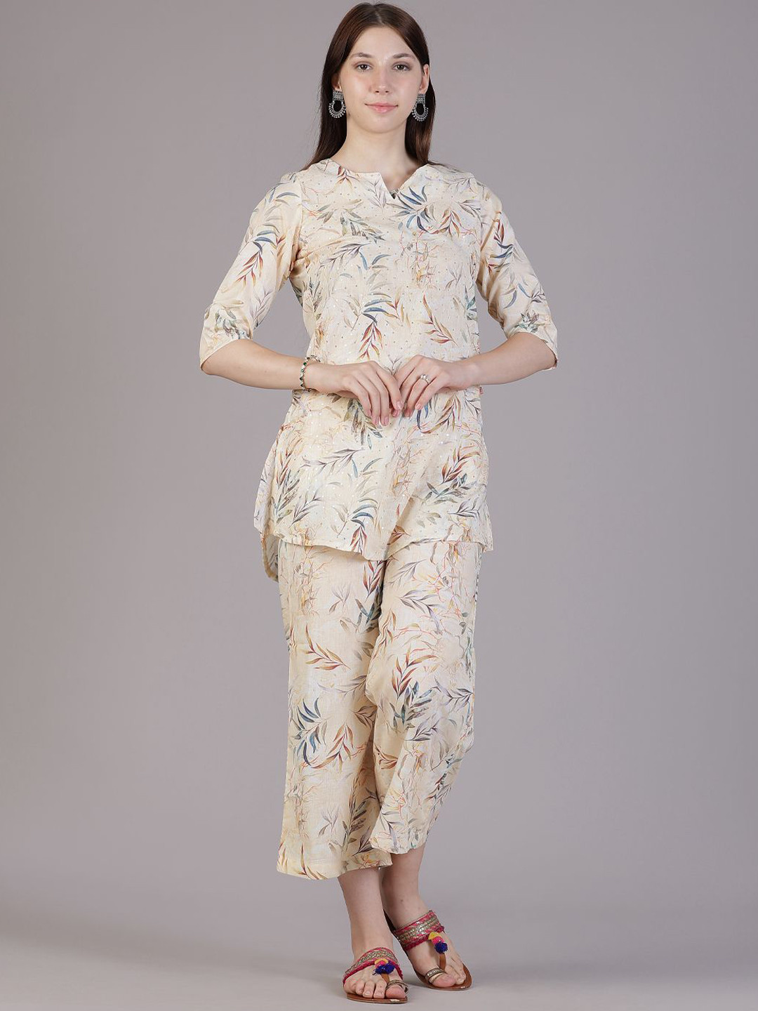 V-Mart Ethnic Printed Band Neck  Tunic With Trousers Co-Ords