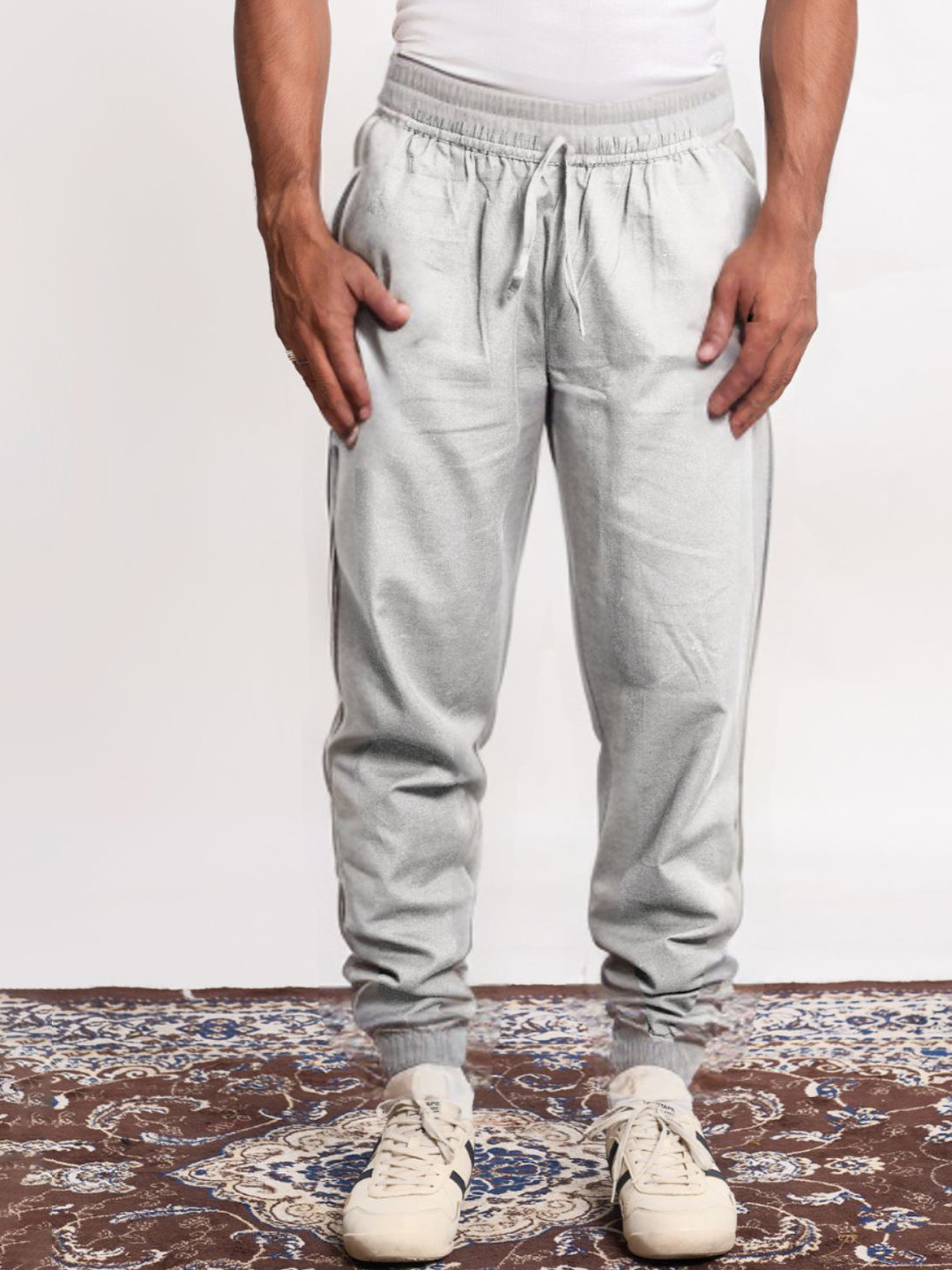 Me Craft Men Relaxed Joggers Track Pants