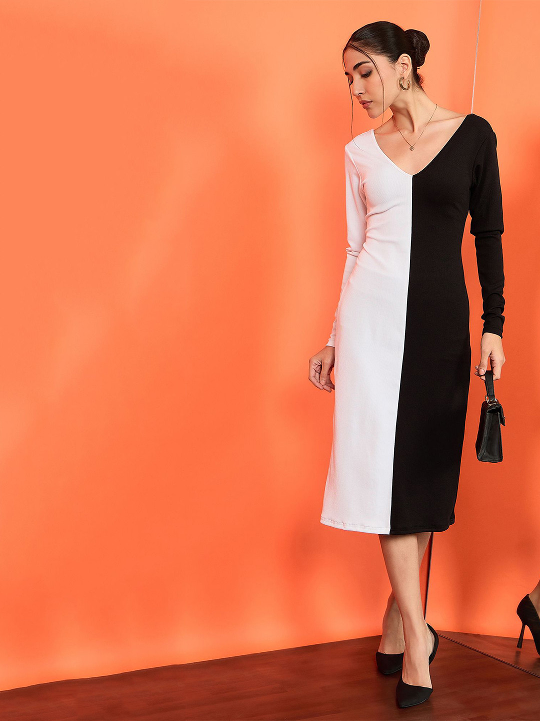 Uptownie Ribbed Dual Tone Full Sleeves Bodycon Dress