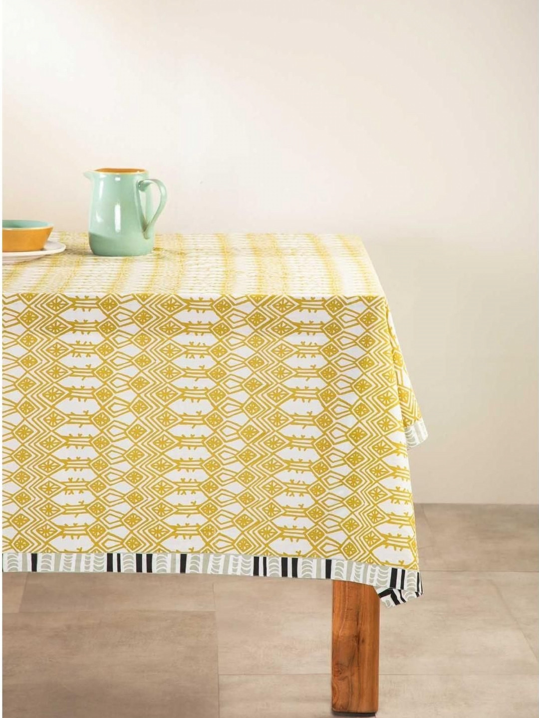 FREEDOM TREE Yellow Geometric Printed Cotton 6-Seater Table Cover