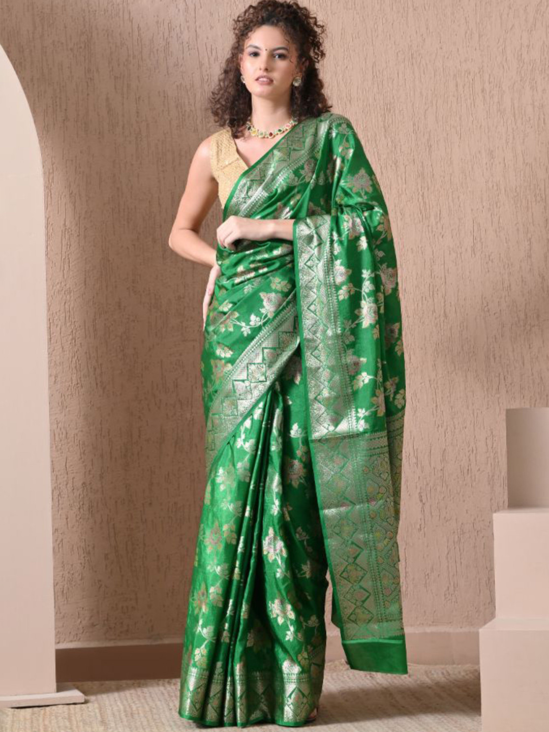 THE WEAVERS SHOP BY RAAVI Women Traditional Banarasi Saree