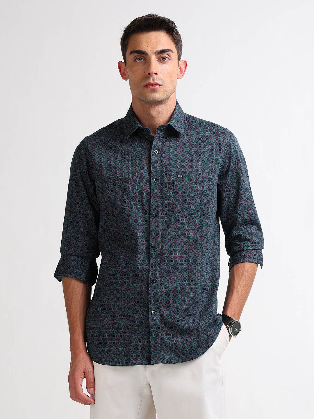 Arrow Sport Geometric Printed Spread Collar Long Sleeves Pure Cotton Slim Fit Pocket Shirt