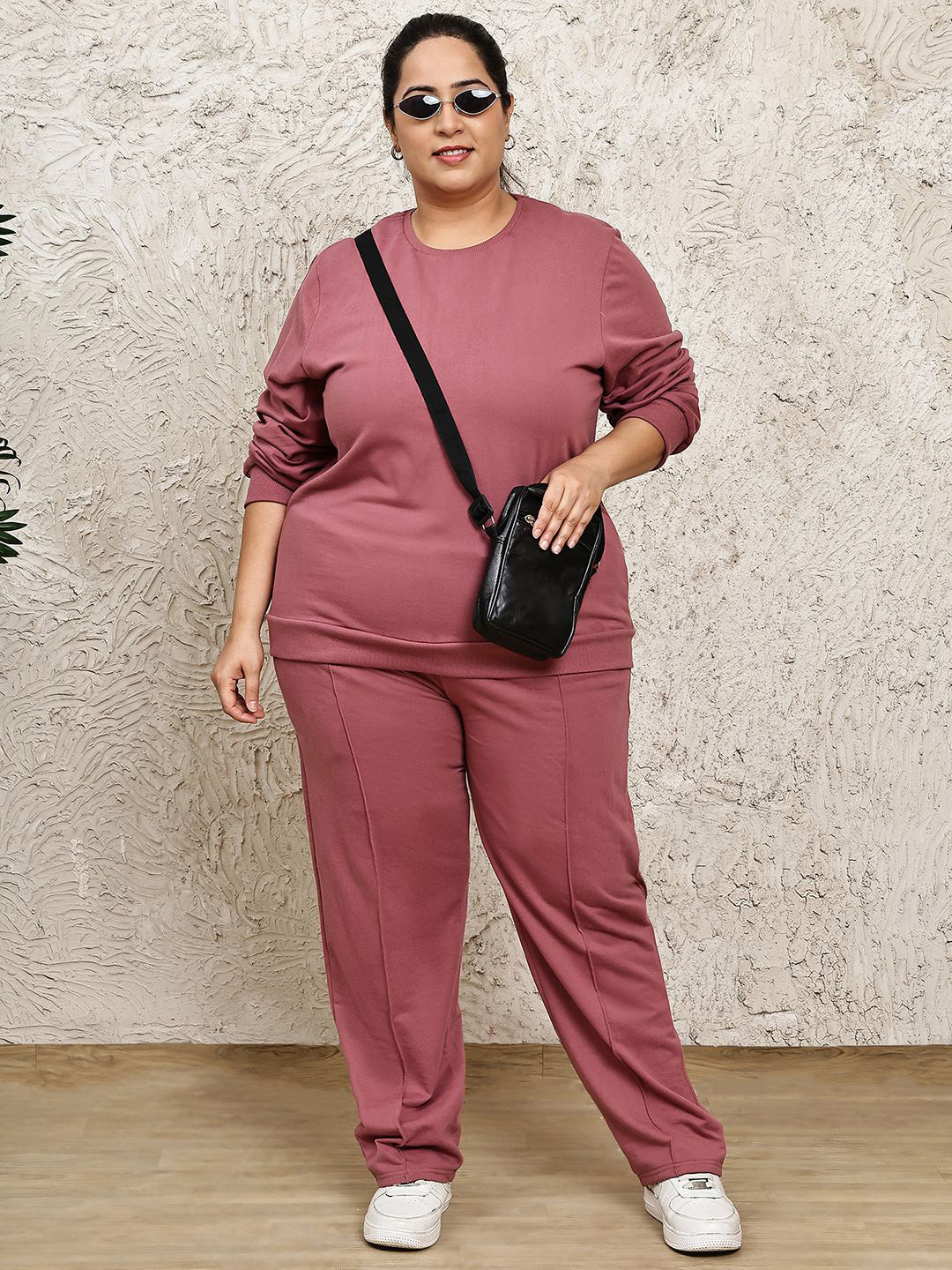 UnaOne Plus Size Pure Cotton Relaxed-Fit Round Neck T-Shirt & Trousers