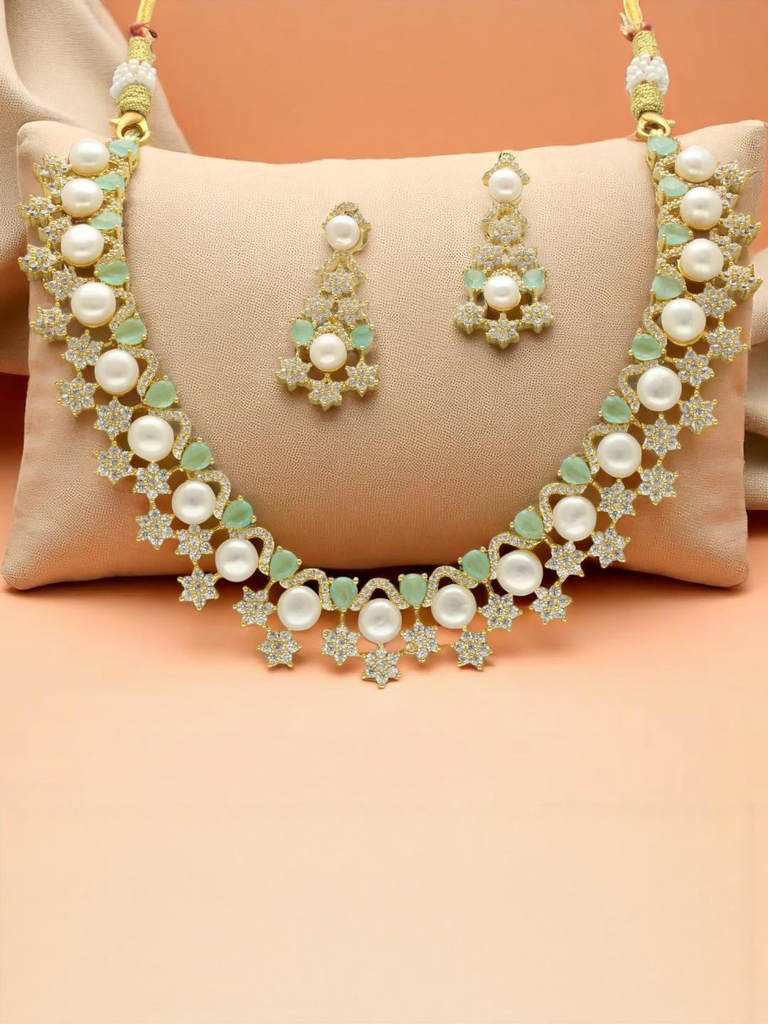 Sri Jagdamba Pearls Royal Grandeur Pearl Necklace Set