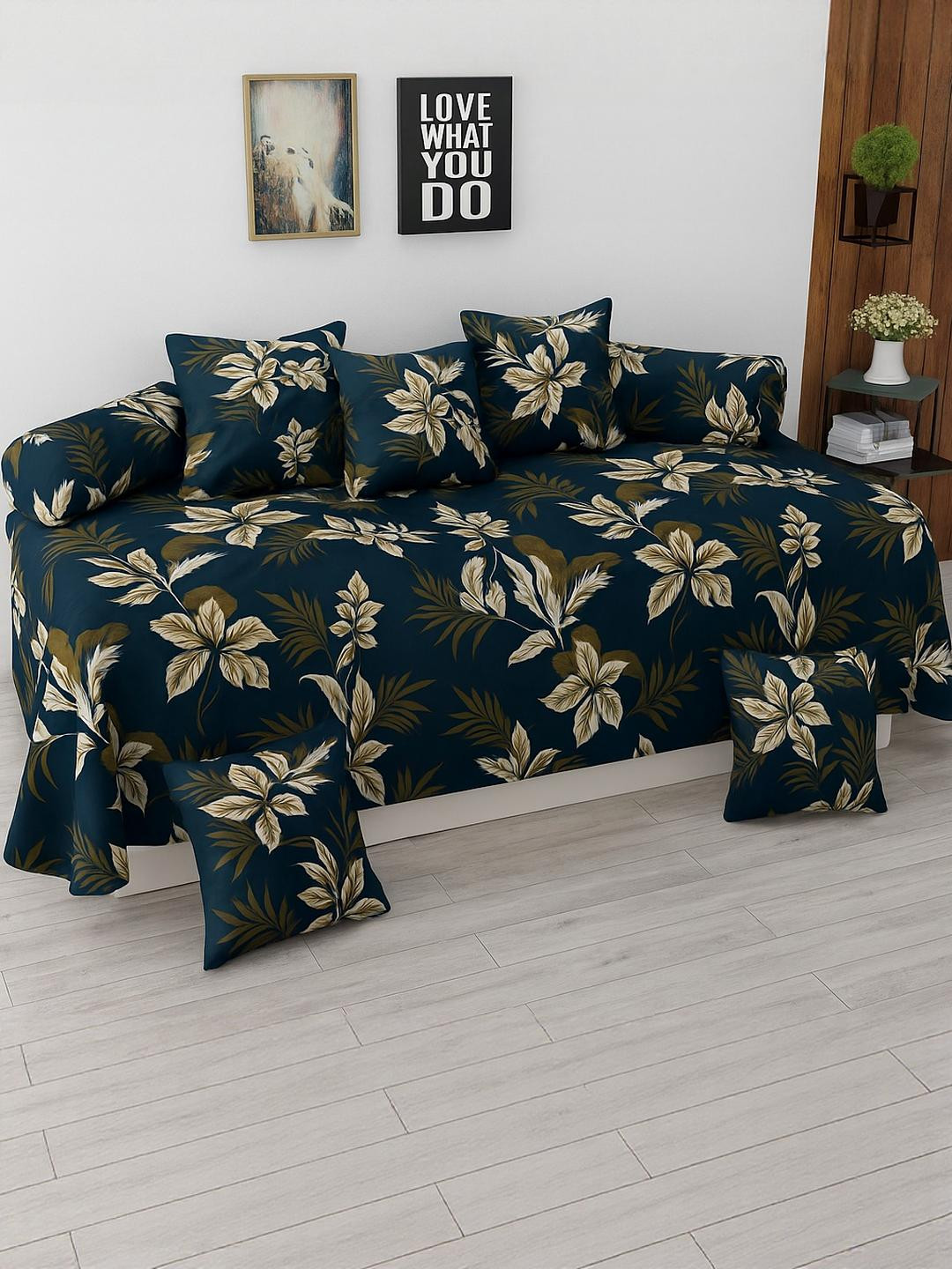 Hiyanshi Home Furnishing Pack of 8 1Cotton Bedsheet ,5Pillow cover & 2  Bolster Covers