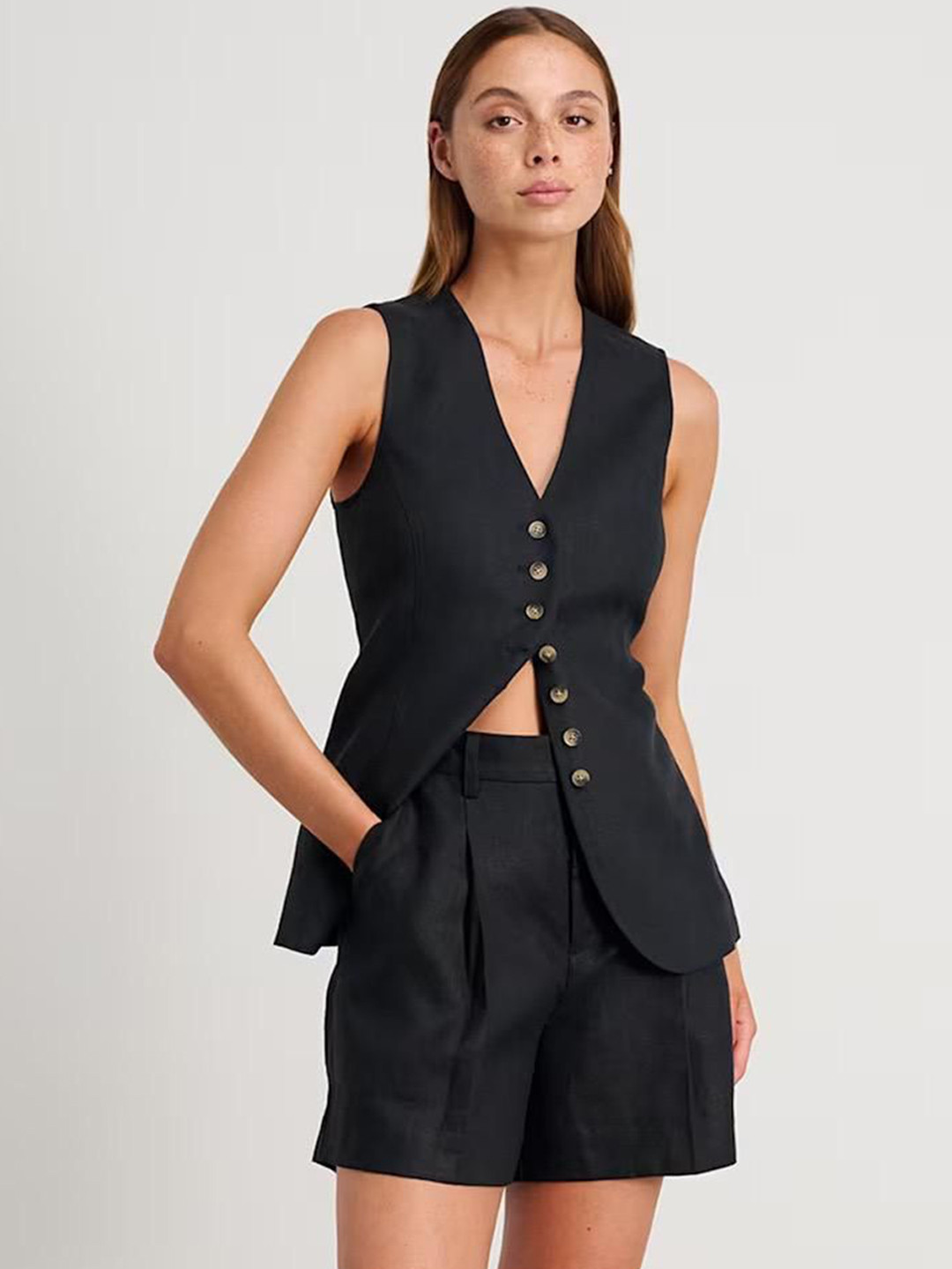 Miss Mosa By Akanksha  Russell Statement Linen Vest Coord Set In Black