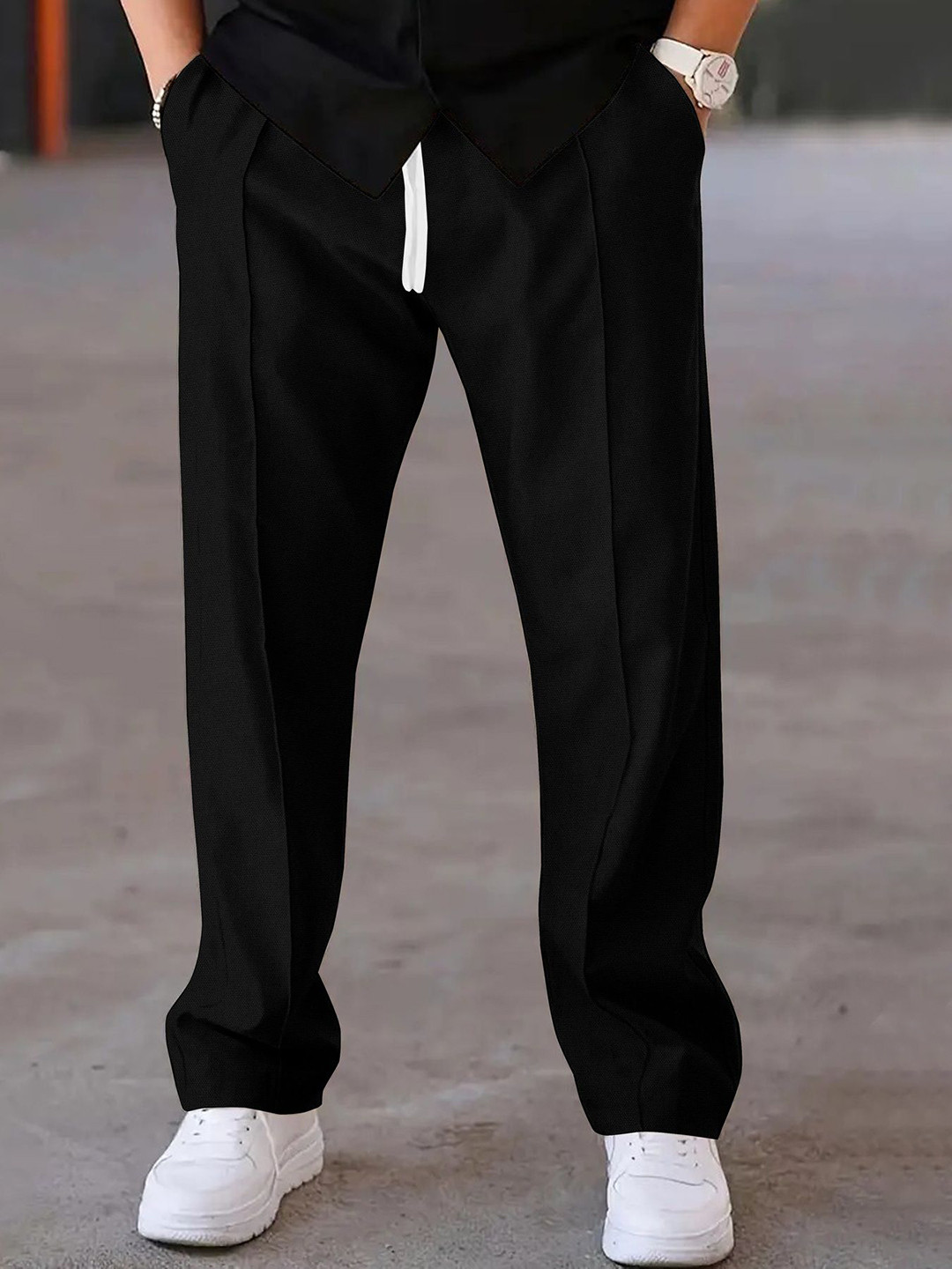KAJARU Men Loose Fit Pleated Regular Trousers