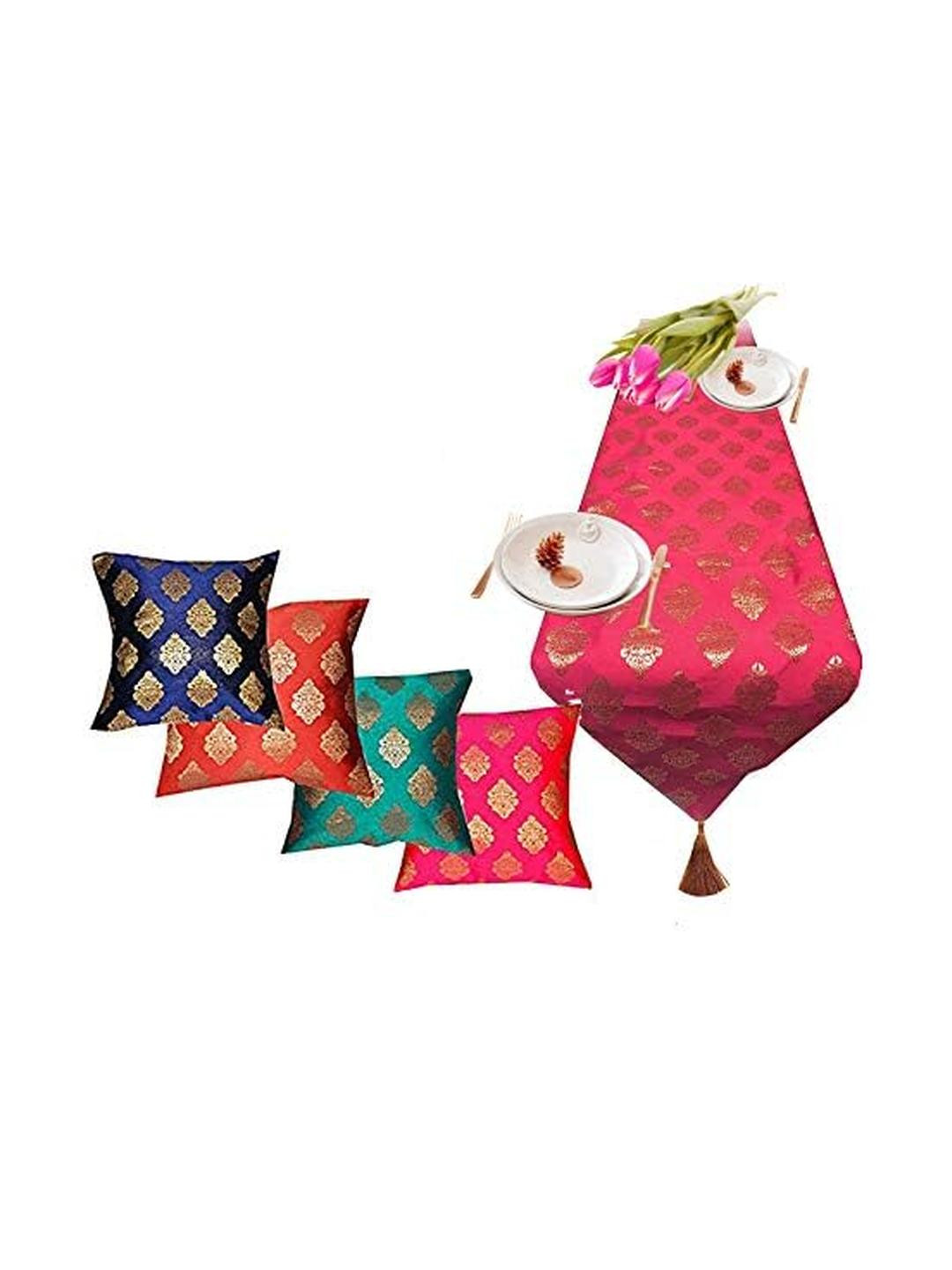 Pink Parrot Pack of 5 Cushion Covers With Table Runner