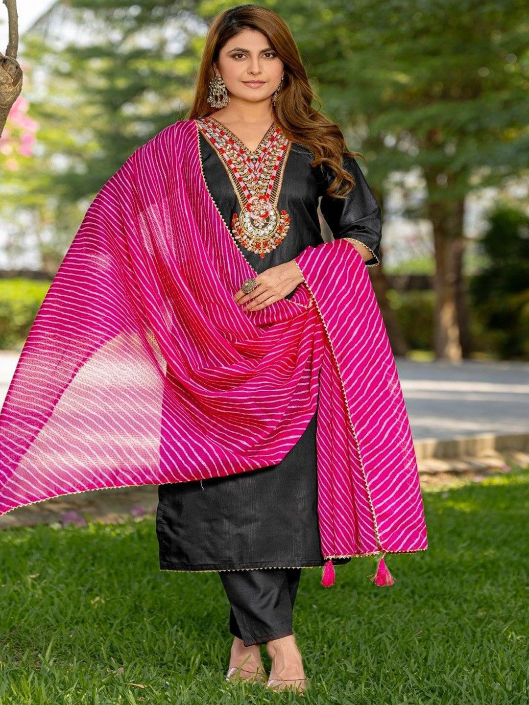 Fairypink Floral Yoke Design V-Neck Thread Work Cotton Silk Kurta With Trousers & Dupatta
