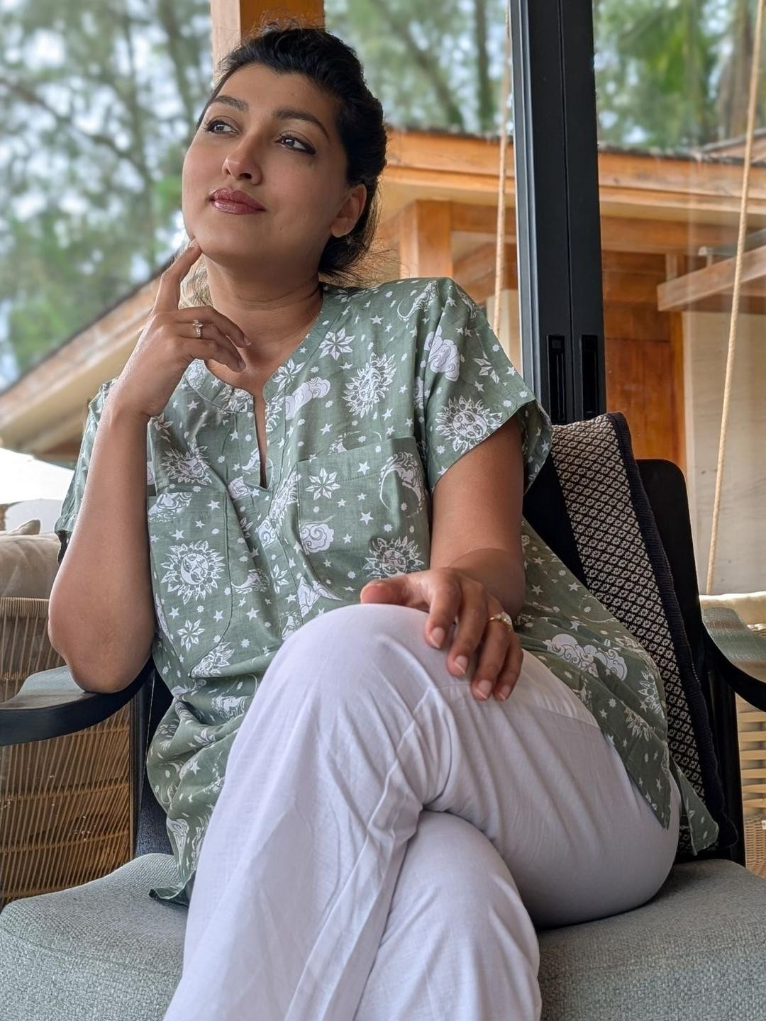 Tura Turi Women's Cotton 'No Bra' Night Suit | Nayantaara, Sage Green