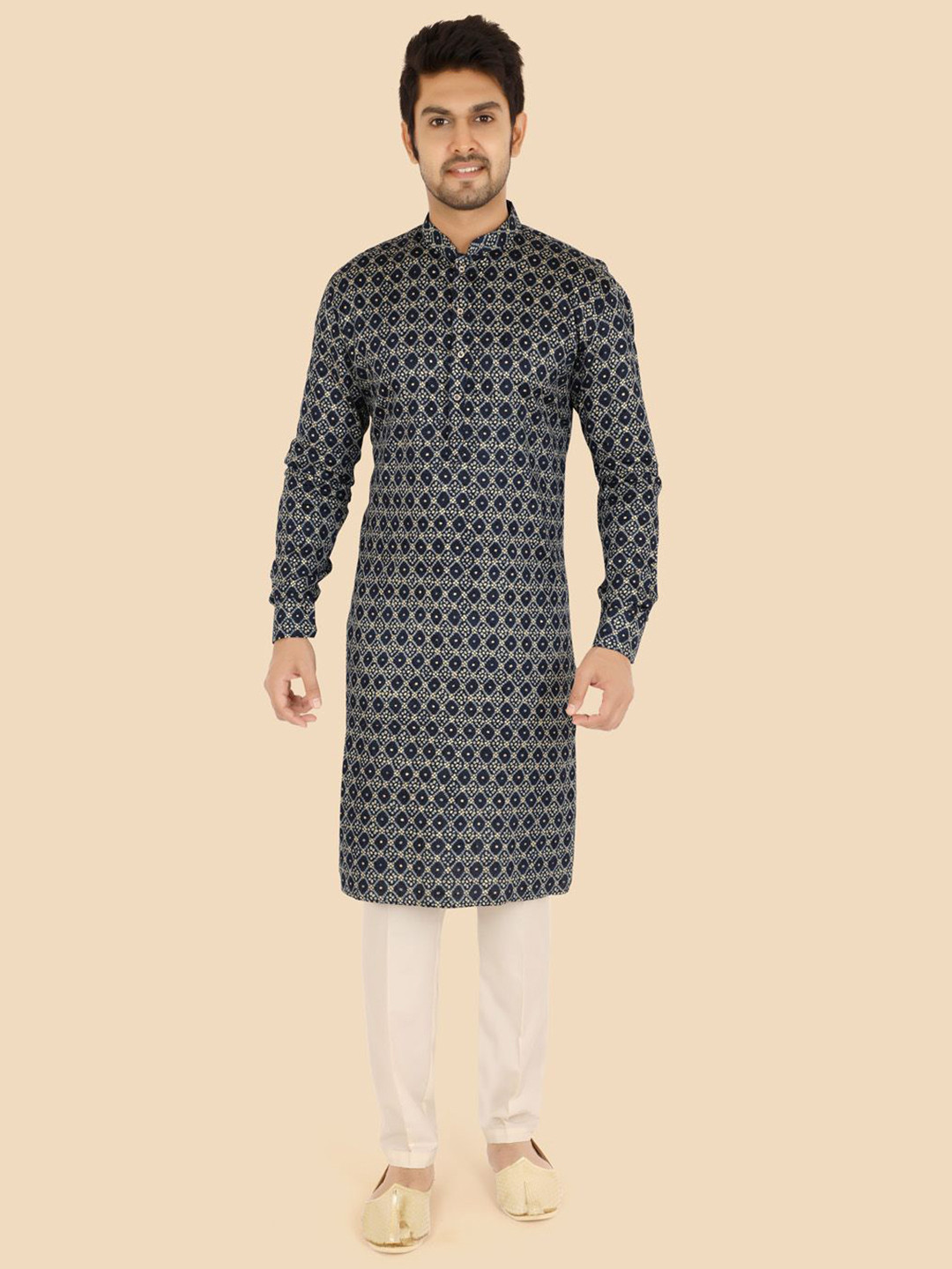 Ethniks Neu-Ron Men Bandhani Print Cotton Mandarin Collar Kurta Pyjama Set