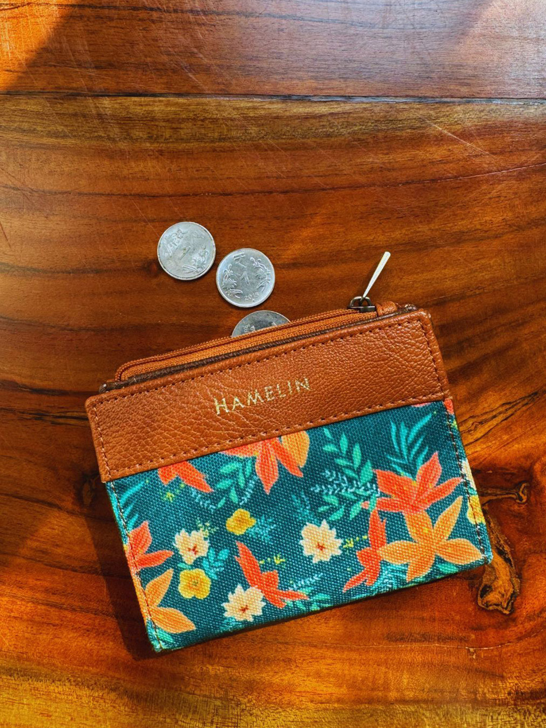 HAMELIN Women Tropical Printed Two Fold Wallet