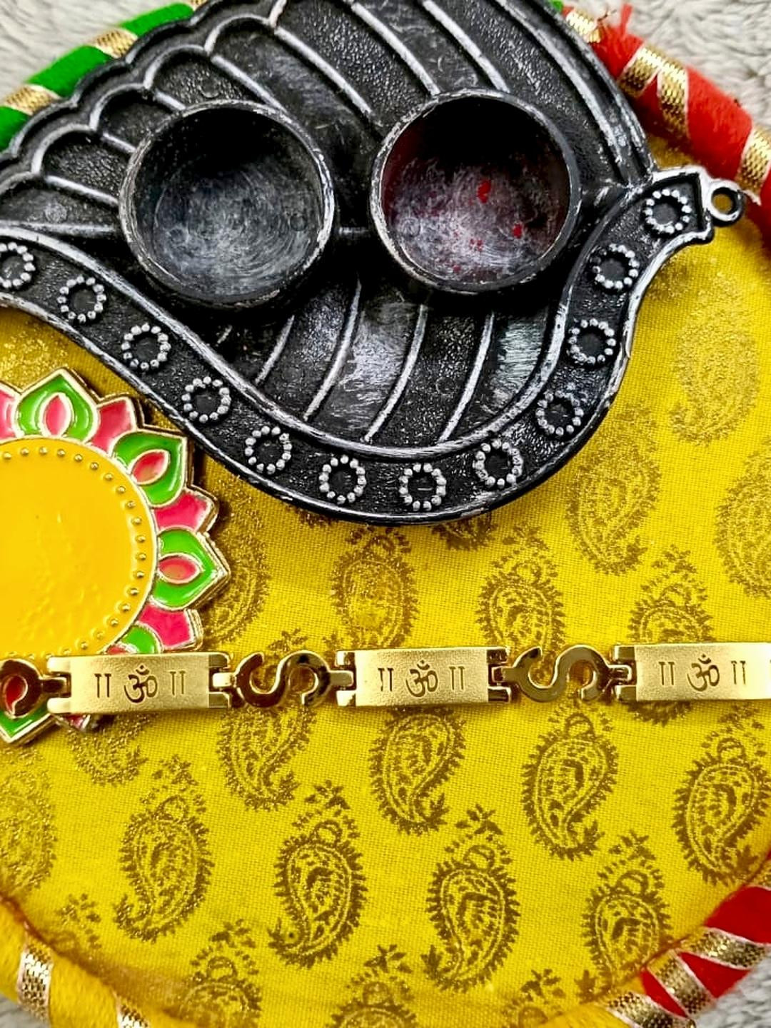 Shree enterprise Veera Om Link Rakhi Bracelet Set