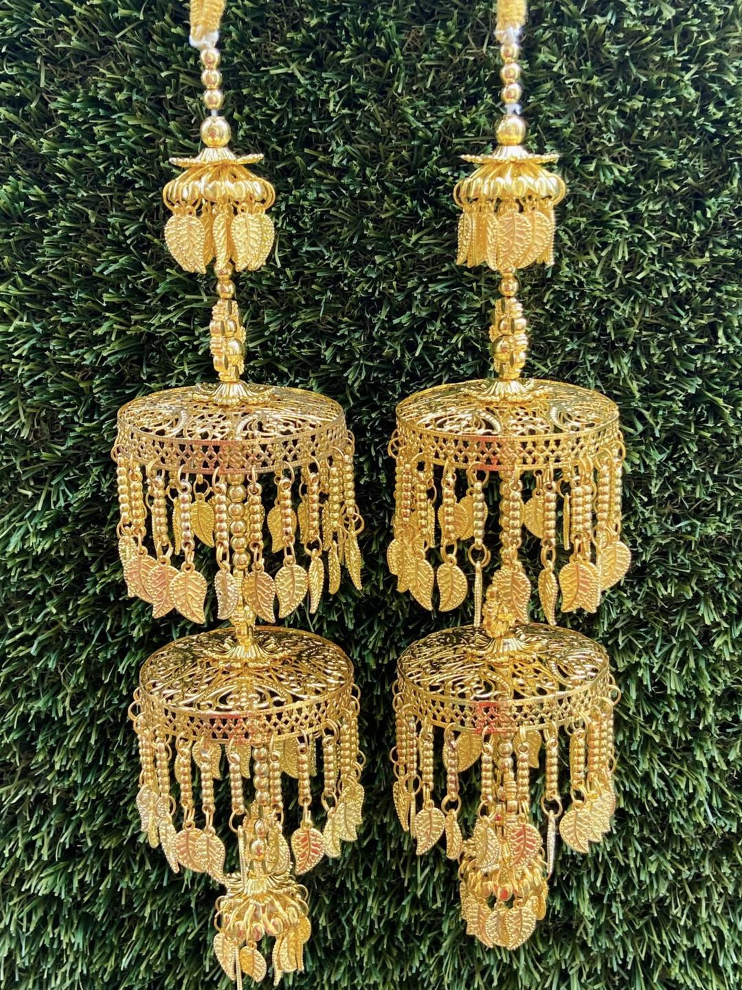 Pehnava by JC Women Pack Of 2 Gold Brass Gold-Plated Kaleeras