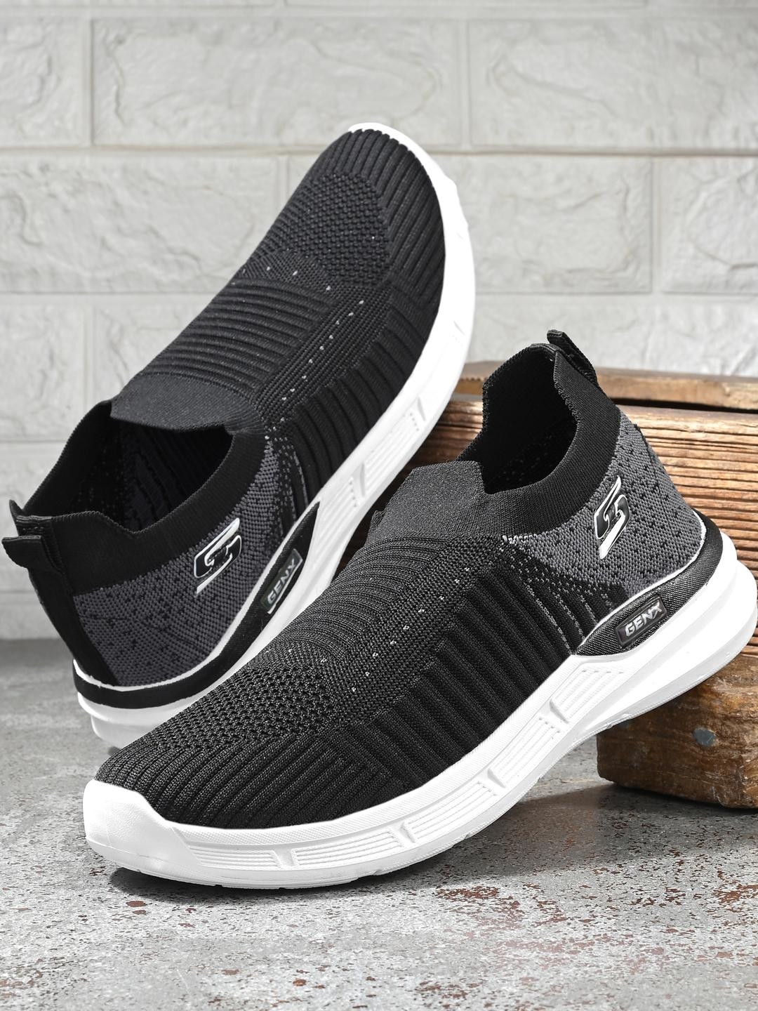 ZENG Men Black Sports Shoes