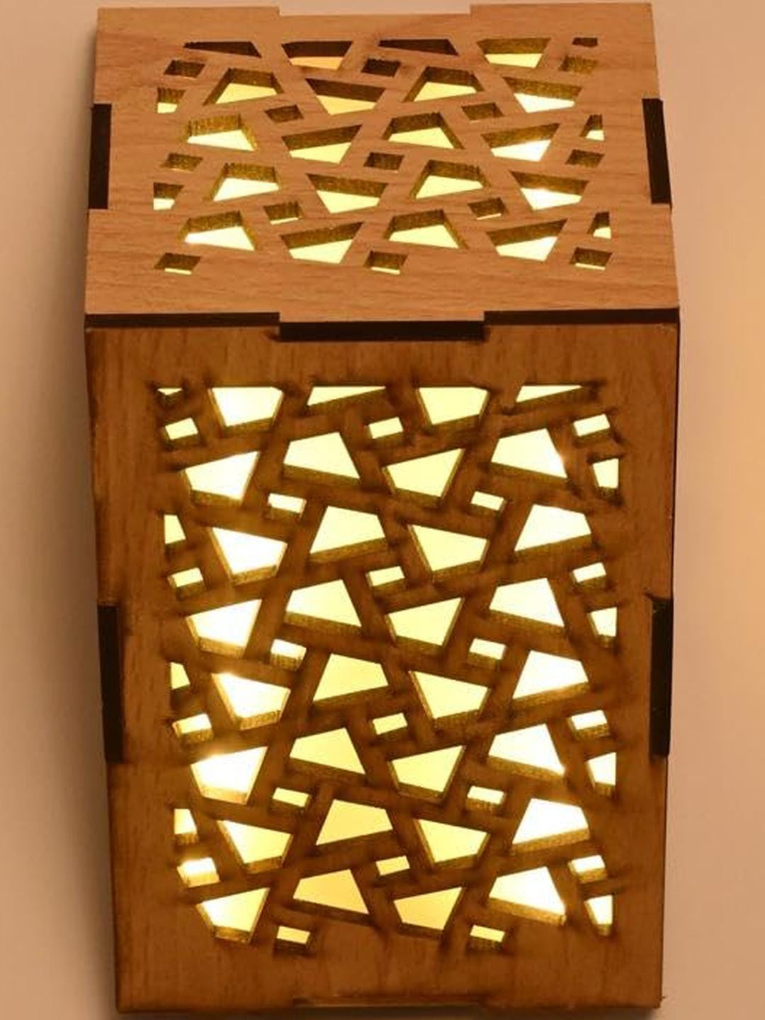 SOMIL LED Tikona Shape Wall Lamp With Beautiful Wall Fixture