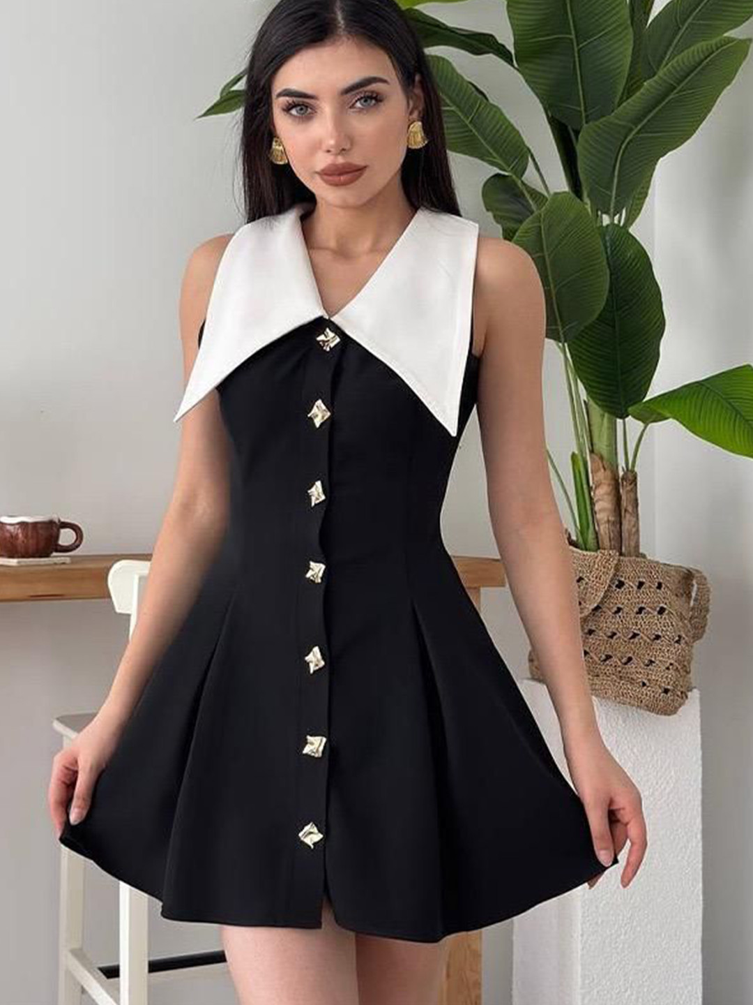 Miss Mosa By Akanksha  Women Leriya Luxe Collar Mini Dress