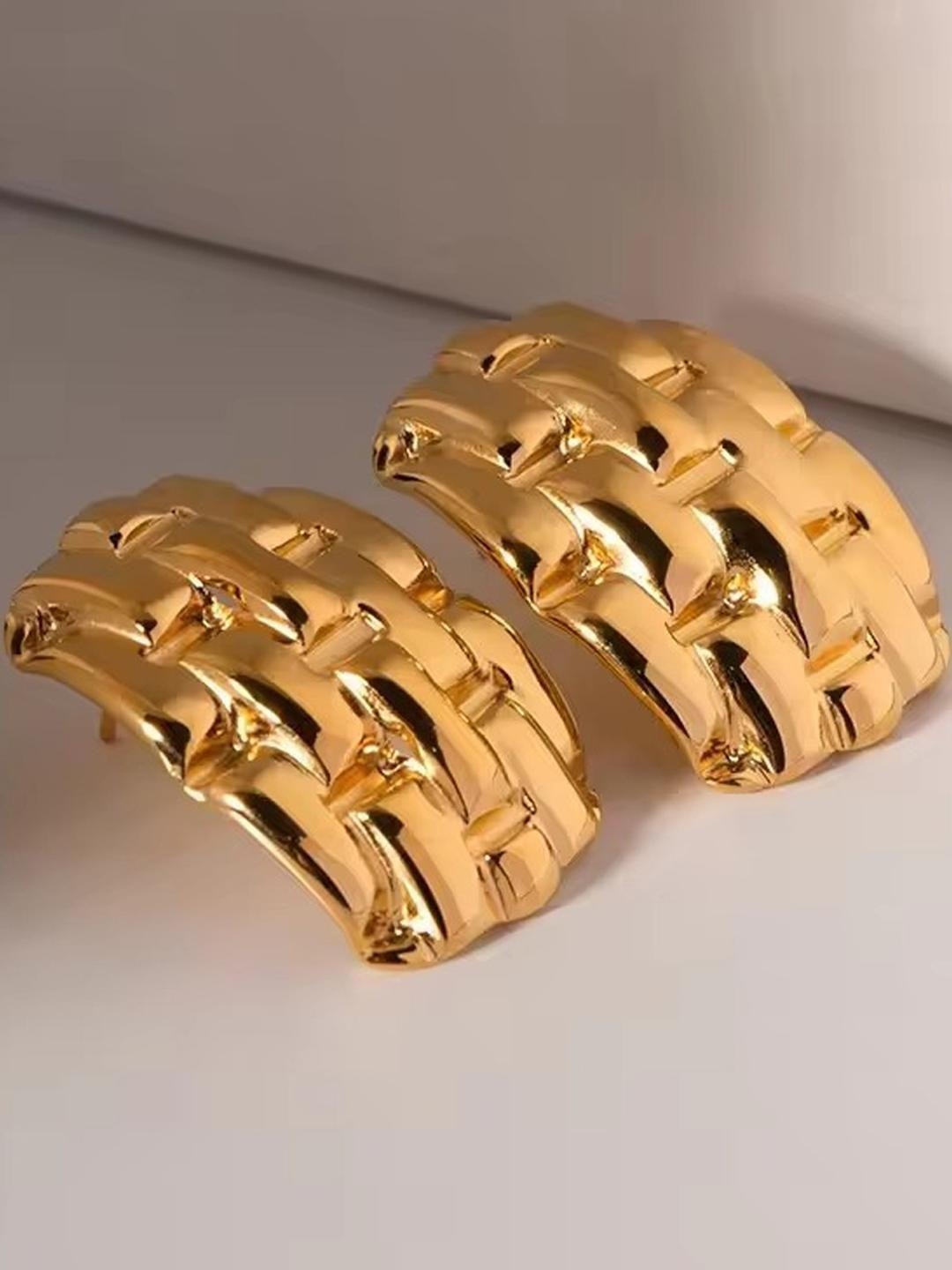 VAGHBHATT Gold-Tone Stud Earrings