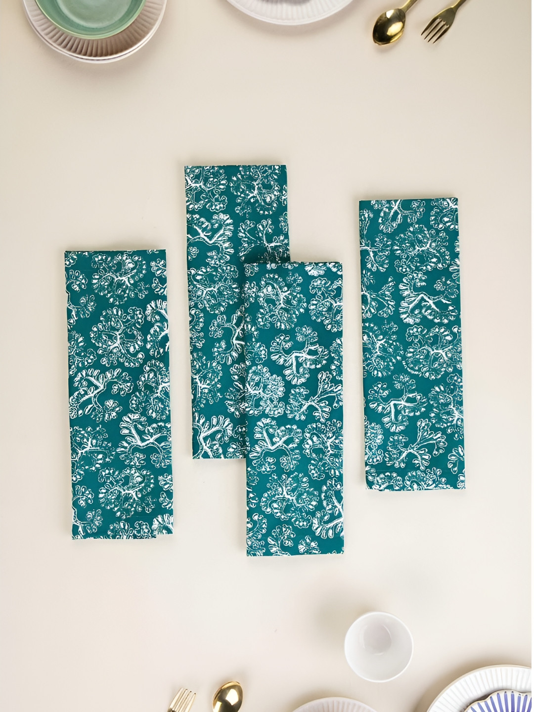 FREEDOM TREE 4-Pcs Teal Blue & Purple Printed Pure Cotton Dinner Table Napkins