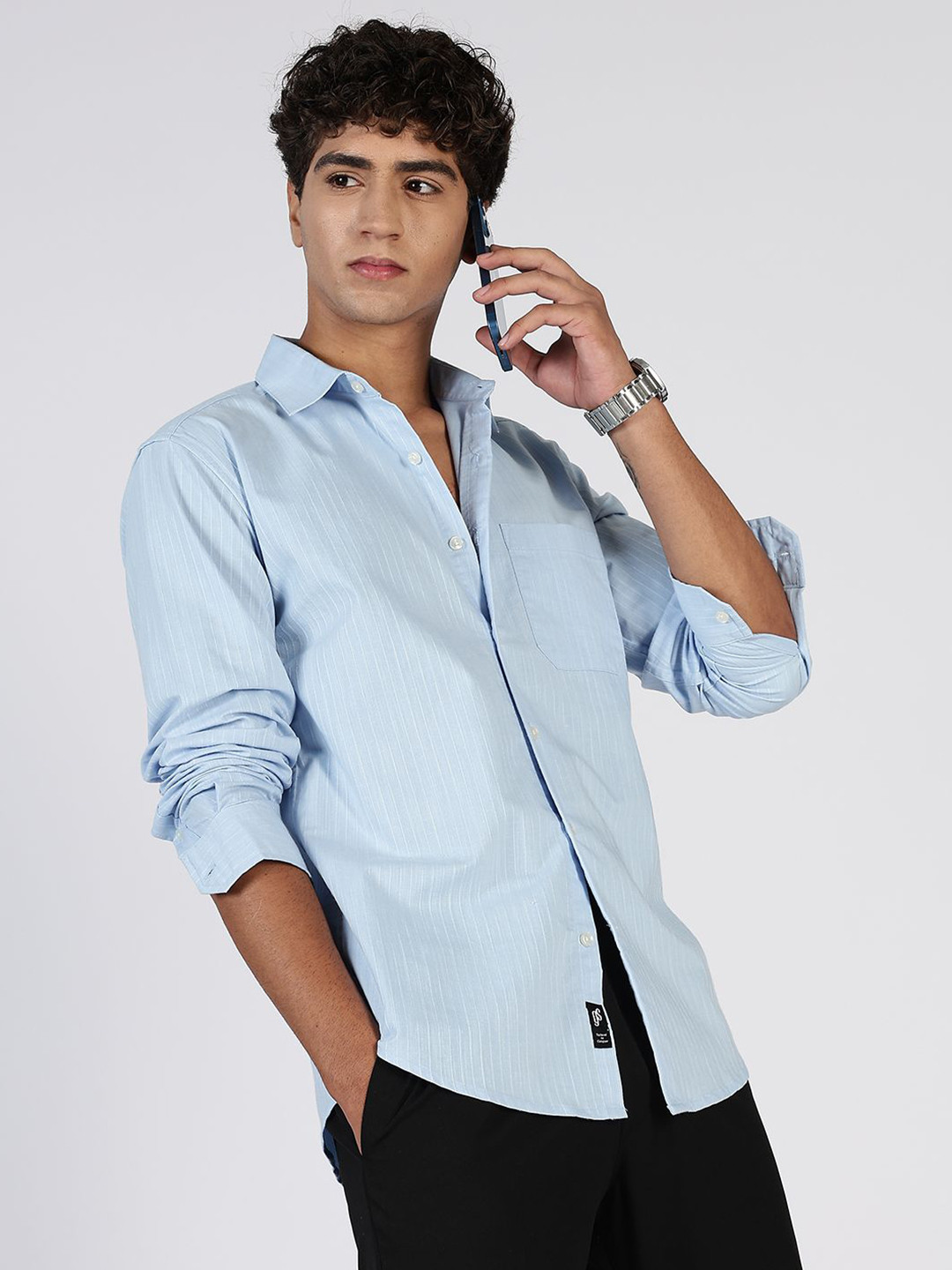 Guns & Sons Men Classic Regular Fit Vertical Striped Spread Collar Satin Casual Shirt