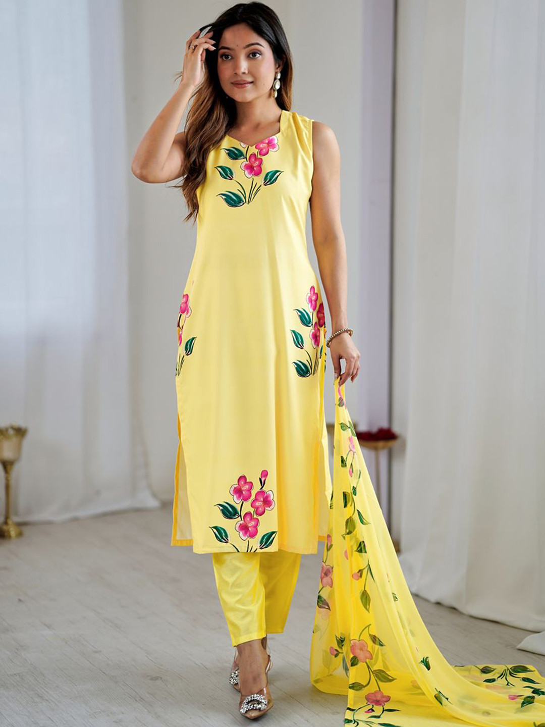 Norti fashion Women Floral Printed A-Line Kurta with Palazzo & Dupatta
