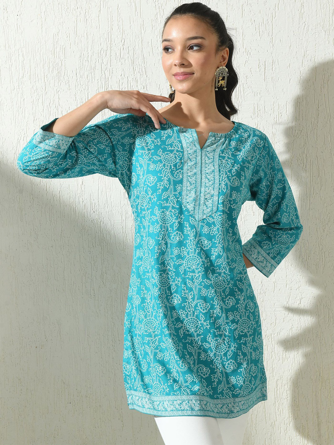 Anzi Floral Printed Kurti