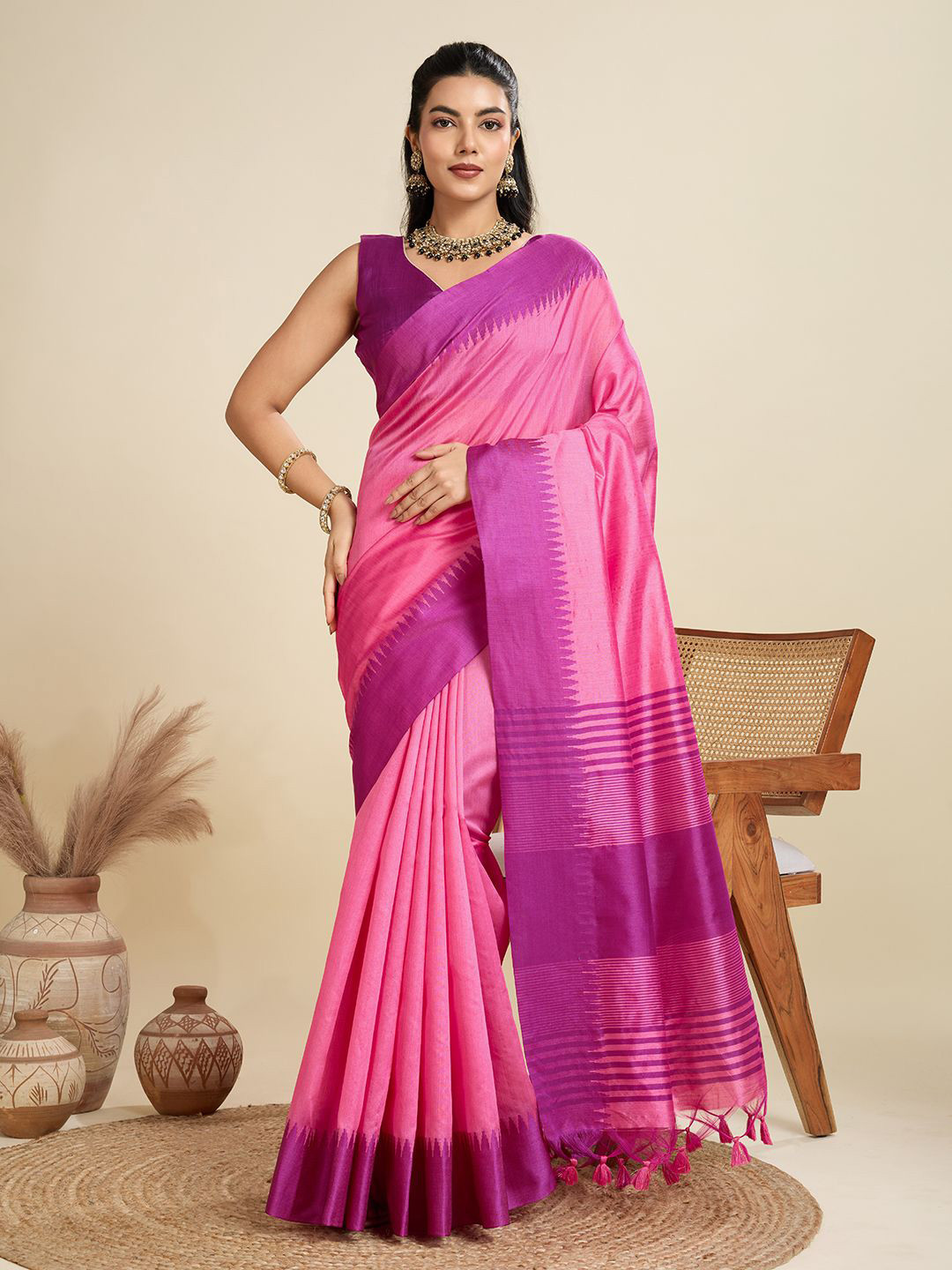VISHNU WEAVES Solid Contrast Temple Border Raw Silk Saree with Striped Zari Woven Detail