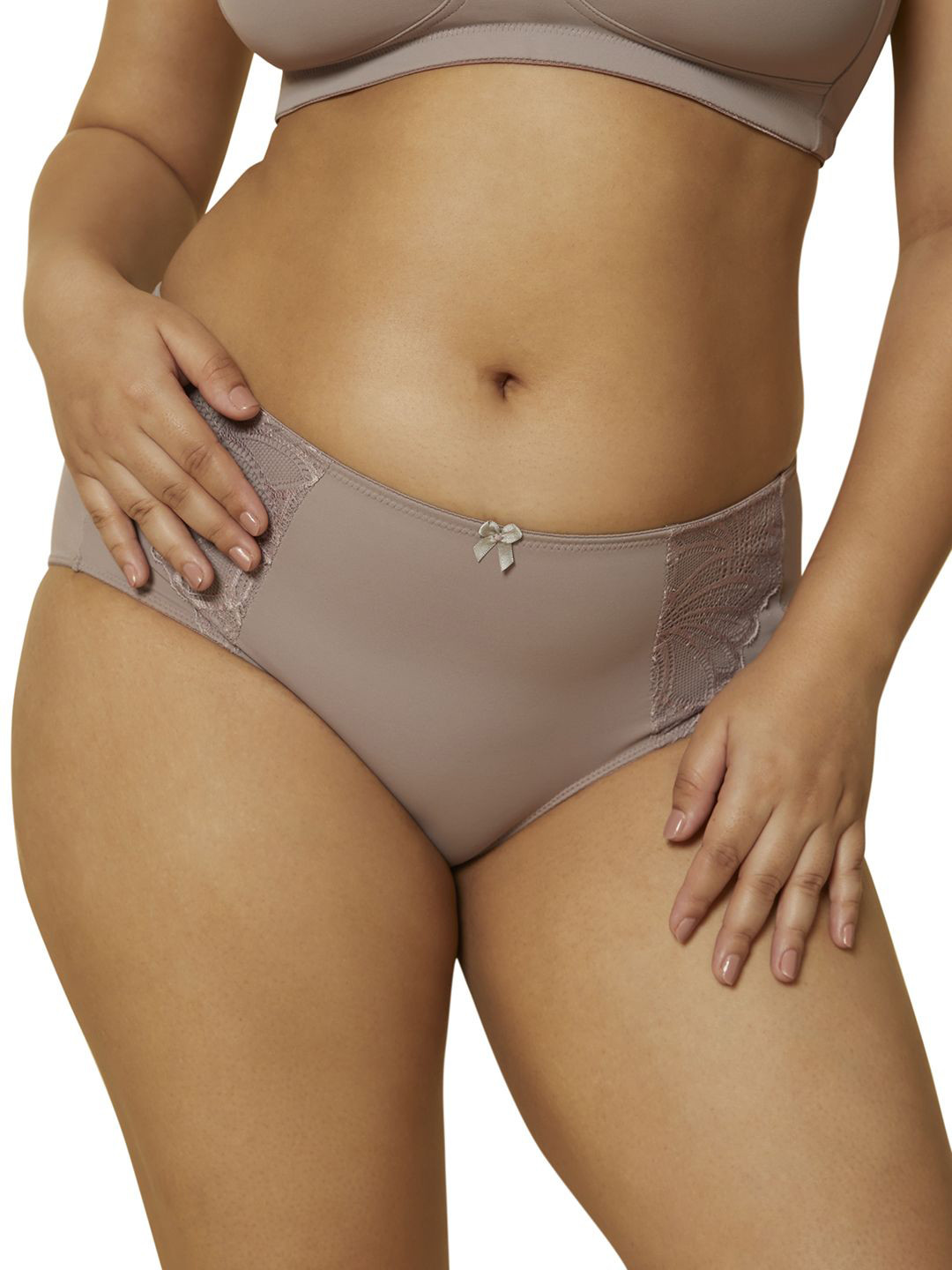 Triumph Mid-Rise Full Coverage Hipster Briefs 756I575 FF S