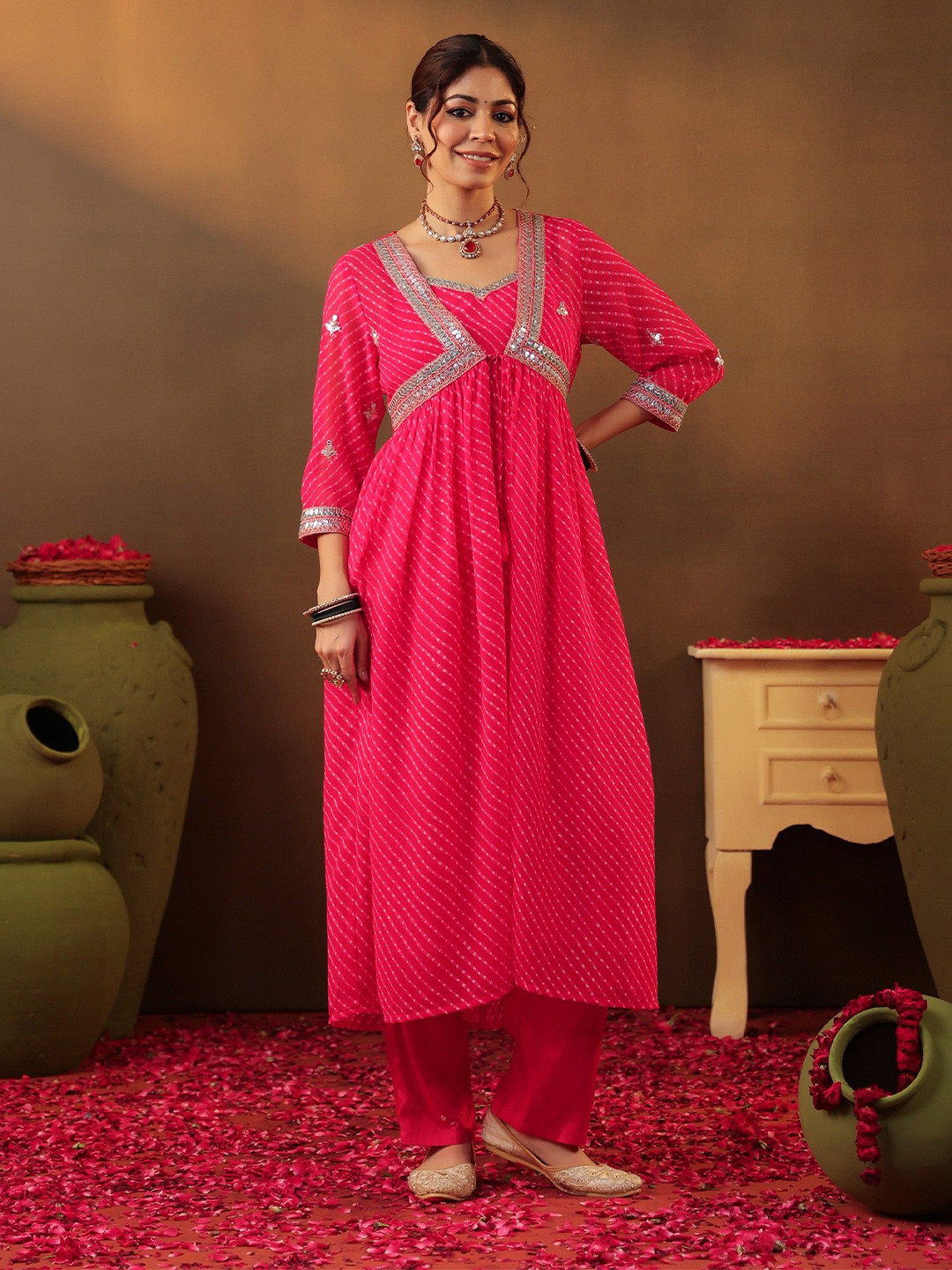 SCAKHI Women Fuchsia Mothra Georgette Embroidered Shrug Kurta Sets