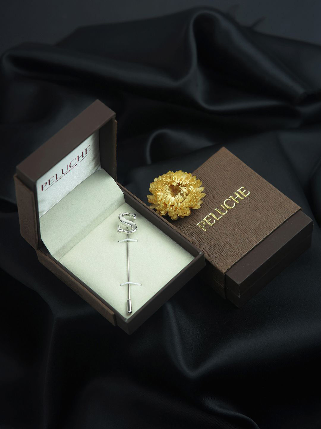 PELUCHE Men Alphabet 'S' Silver Lapel Pin