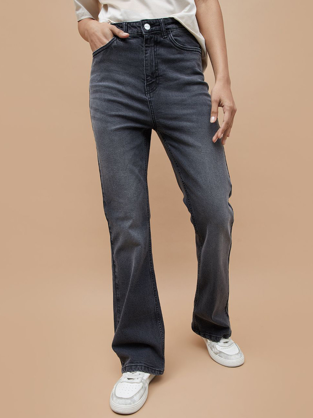 Fame Forever by Lifestyle Women Bootcut Mid-Rise Light Fade Jeans