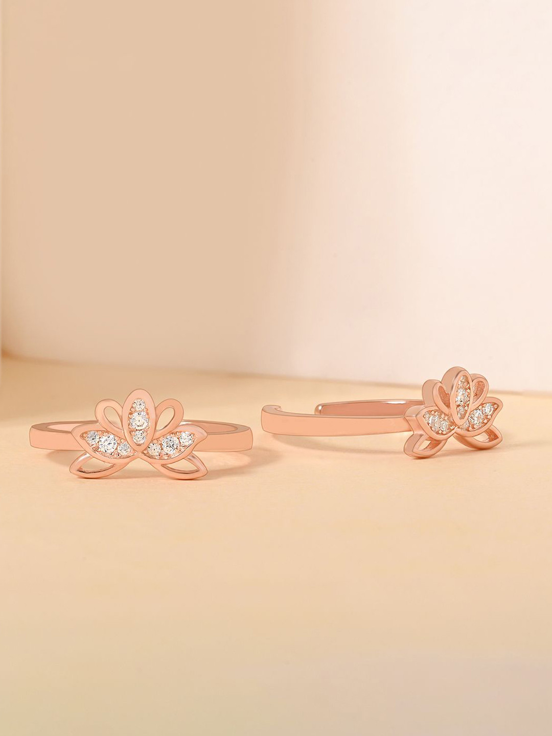 TOUCH925 925 Silver Petal Crown Toe Rings