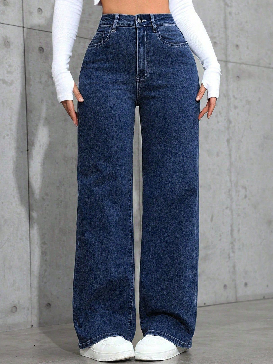 Outzidr Women Dark Washed Basic Wide Leg Jeans