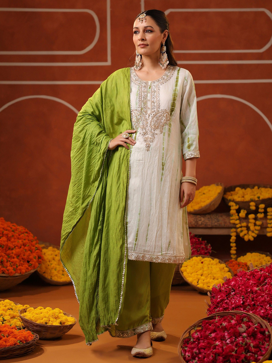 SCAKHI Women Embroidered Green Bandhani Dyed Kurta with Trousers & Dupatta Silk Set