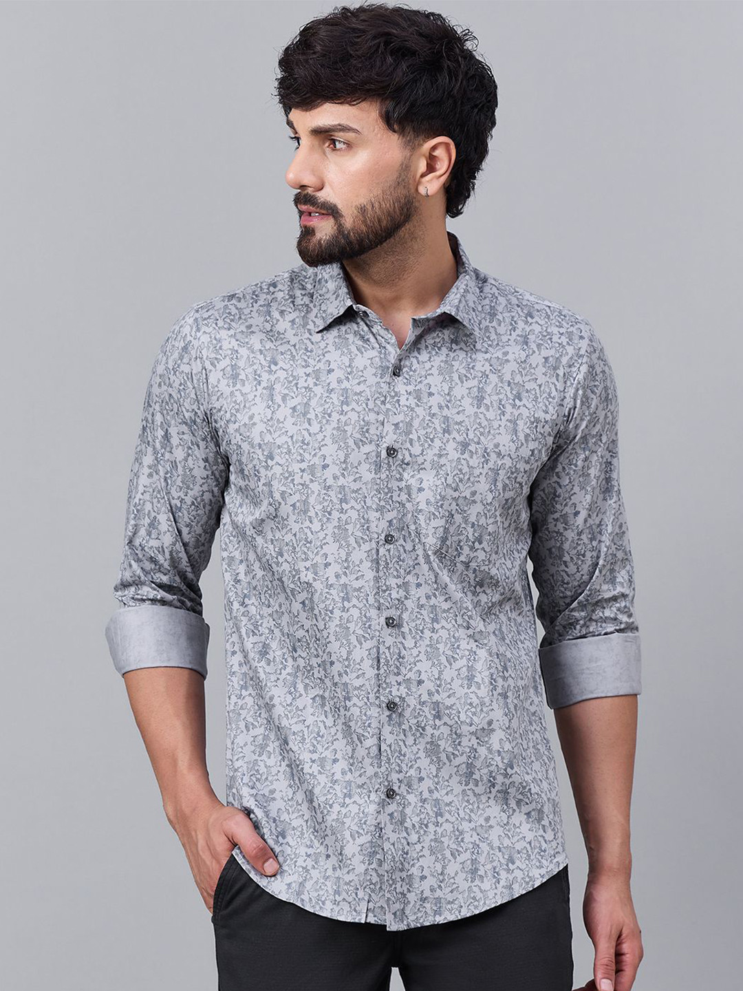 Putra Standard Spread Collar Leaf Printed Cotton Shirt